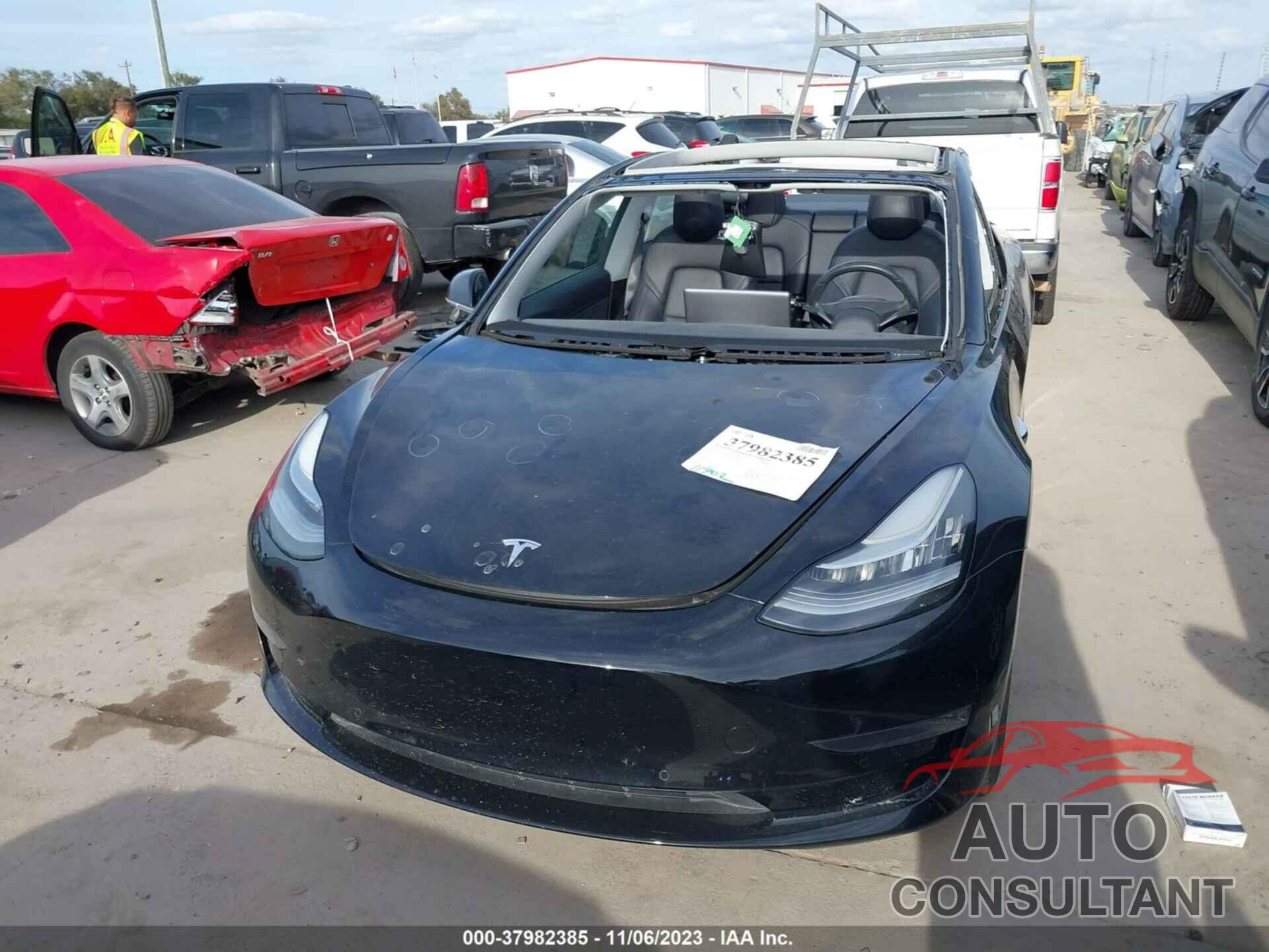 TESLA MODEL 3 2018 - 5YJ3E1EAXJF033046