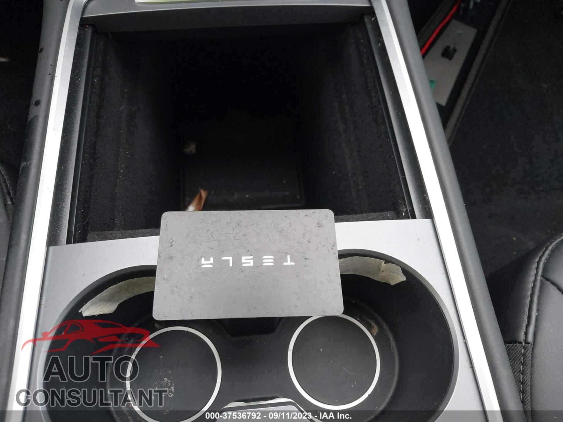 TESLA MODEL 3 2022 - 5YJ3E1EA0NF208278