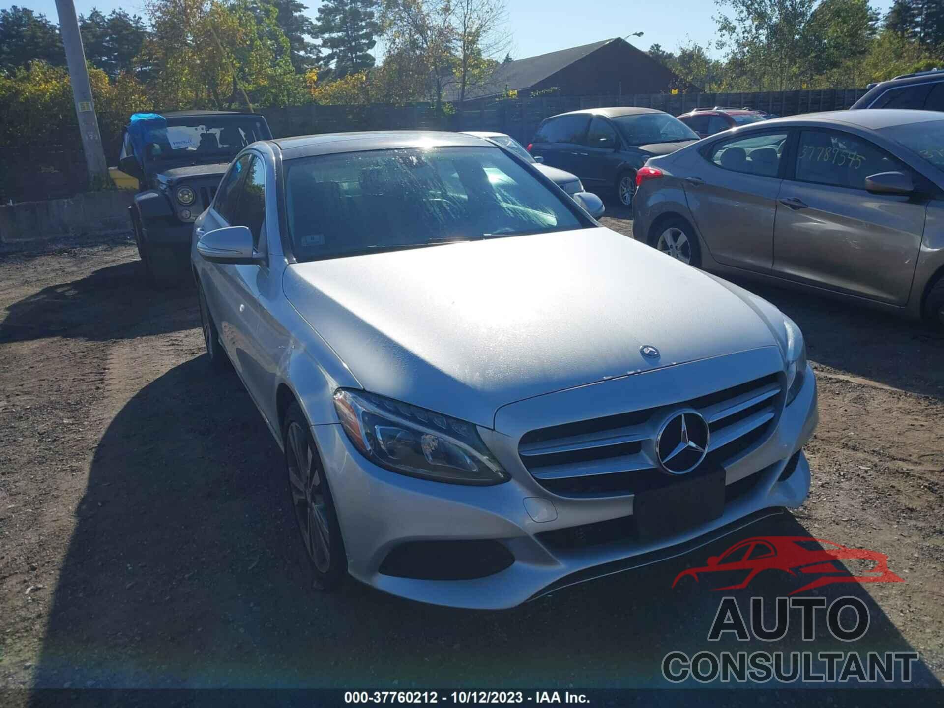 MERCEDES-BENZ C 300 2015 - 55SWF4KB3FU039219