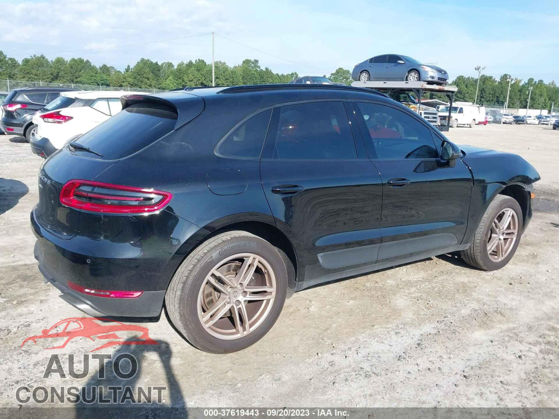 PORSCHE MACAN 2018 - WP1AA2A51JLB05071