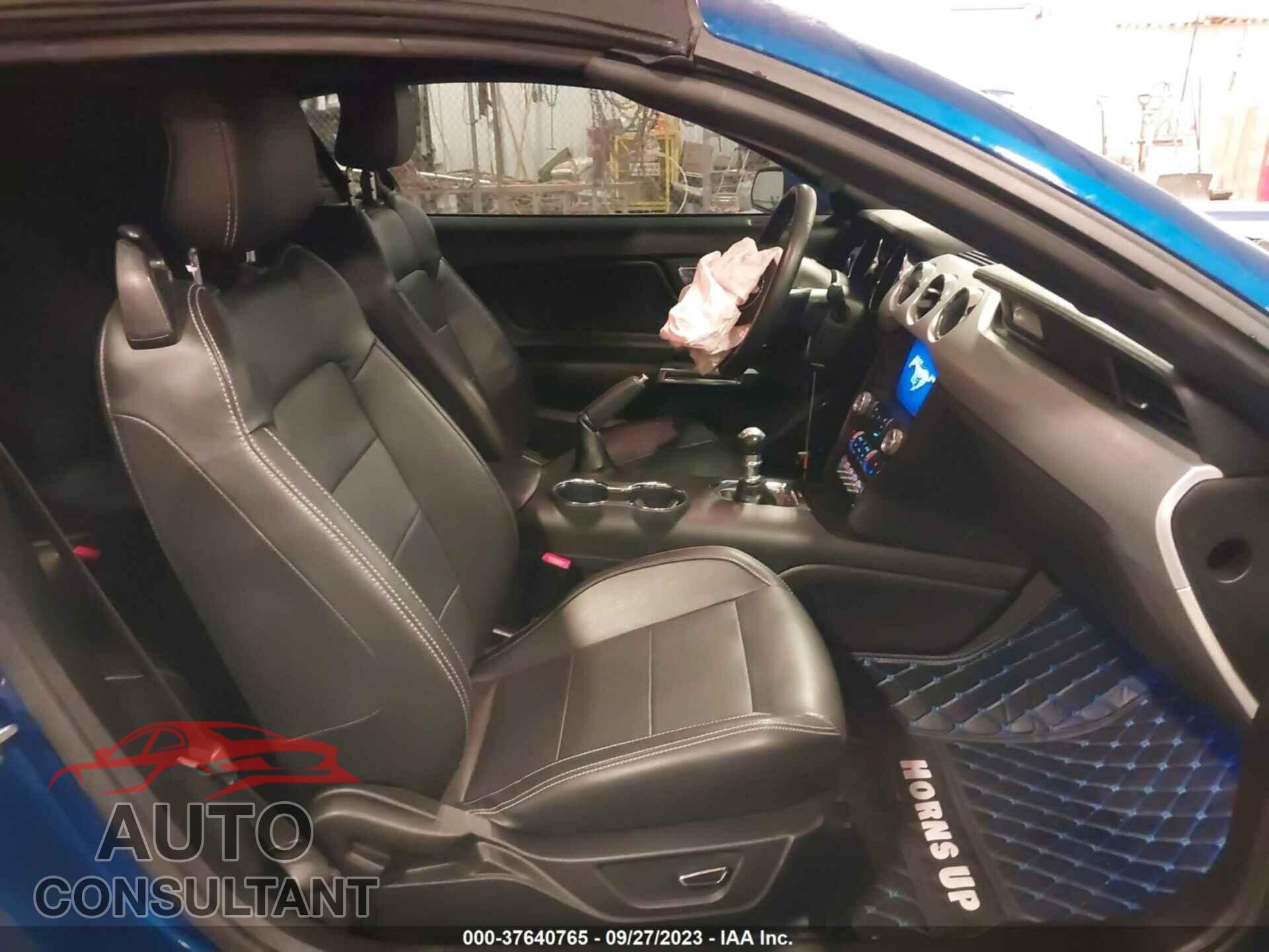 FORD MUSTANG 2017 - 1FATP8UH0H5267621