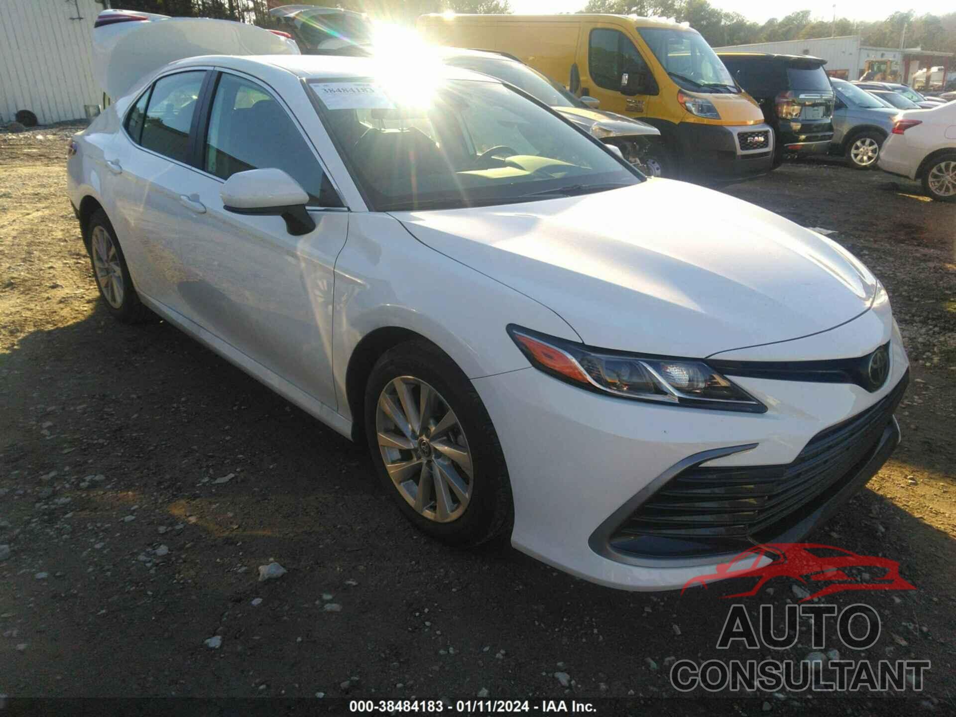 TOYOTA CAMRY 2024 - 4T1C11AK0RU206629