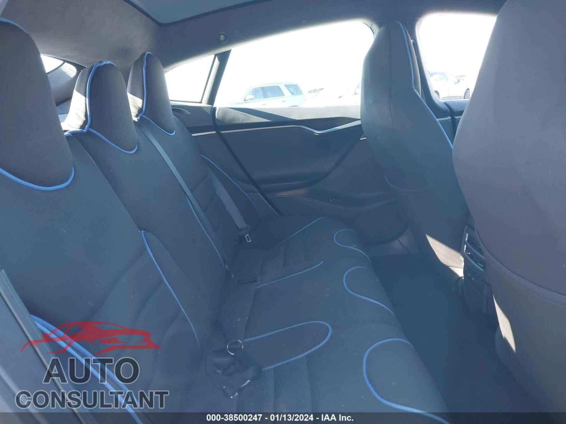TESLA MODEL S 2019 - 5YJSA1E44KF332079