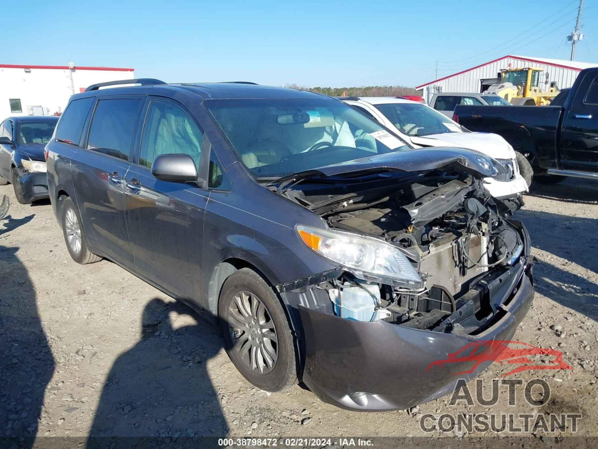 TOYOTA SIENNA 2017 - 5TDYZ3DC1HS790495