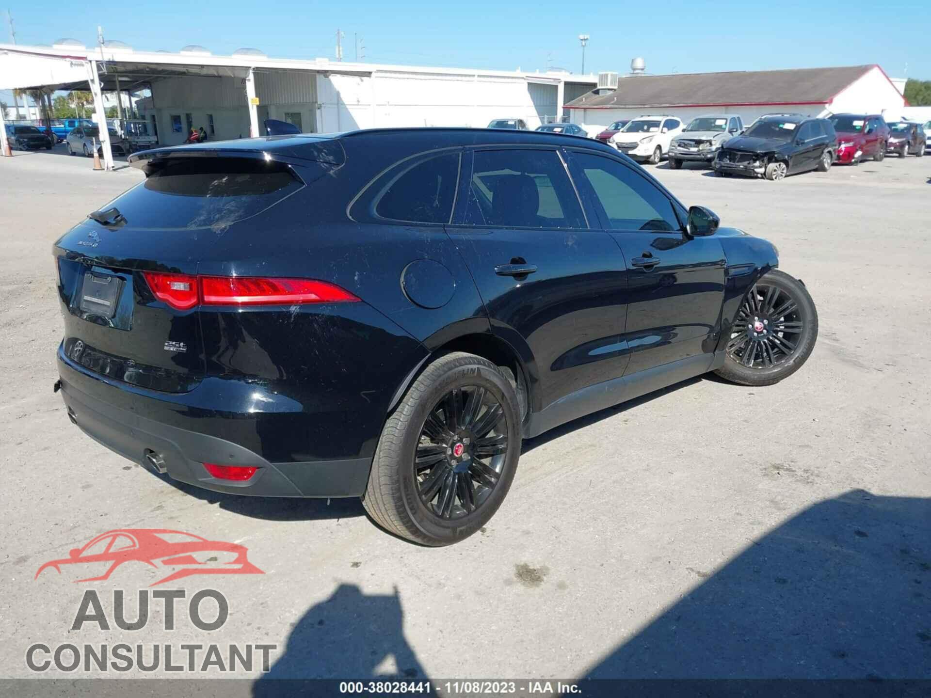 JAGUAR F-PACE 2019 - SADCJ2FX4KA358214