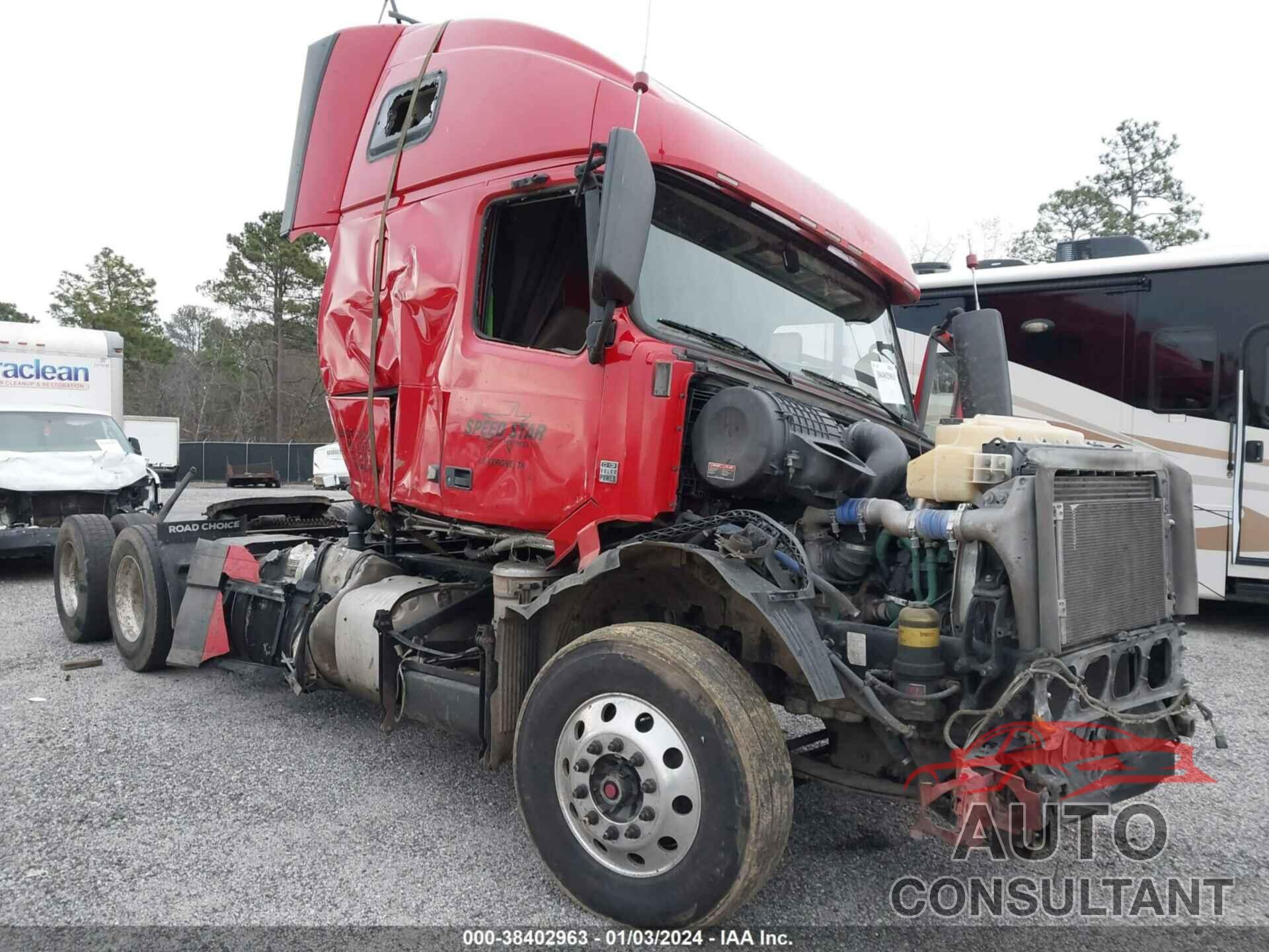 VOLVO VNL 2017 - 4V4NC9EG5HN978049