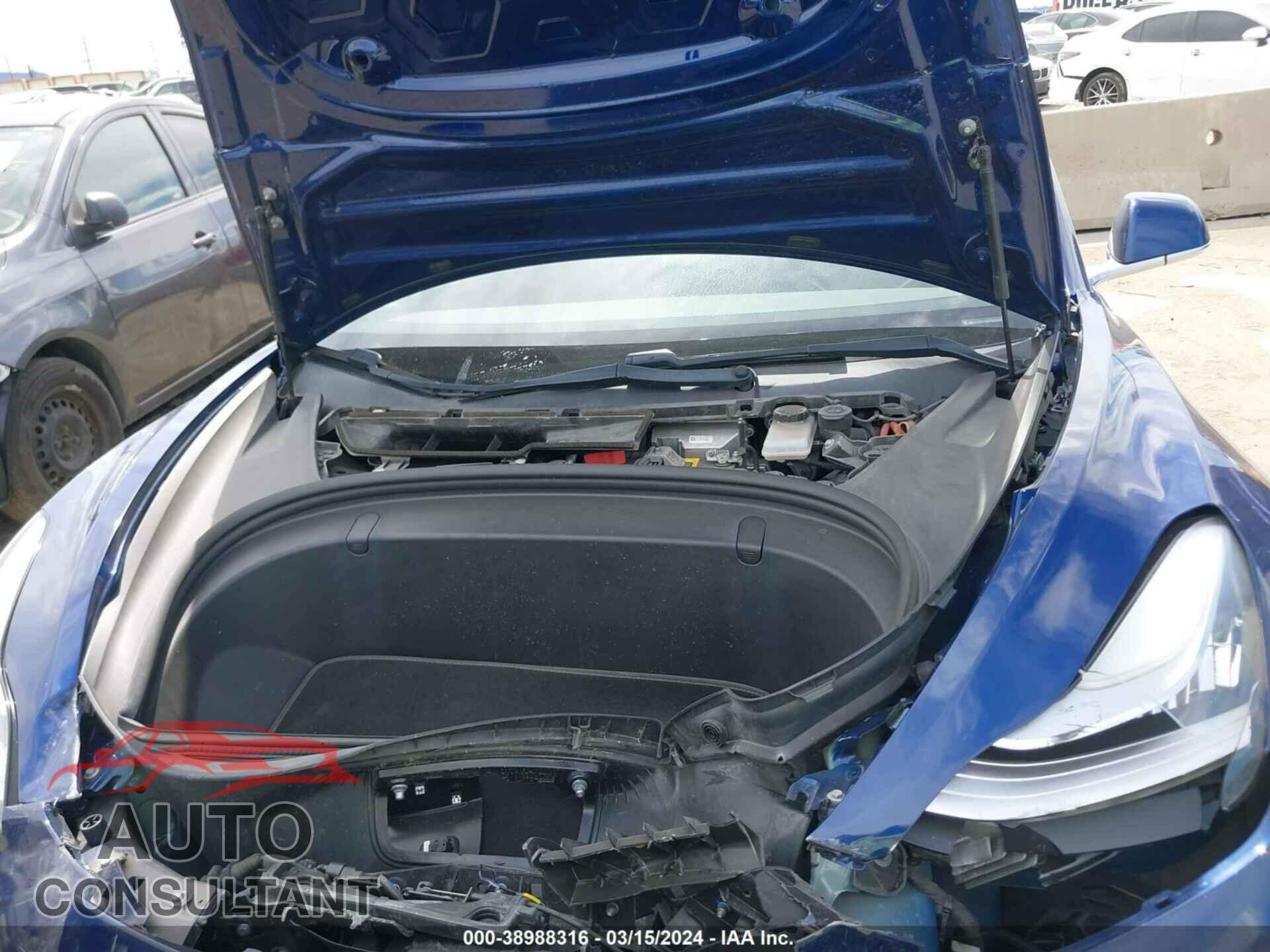 TESLA MODEL 3 2018 - 5YJ3E1EA8JF035863