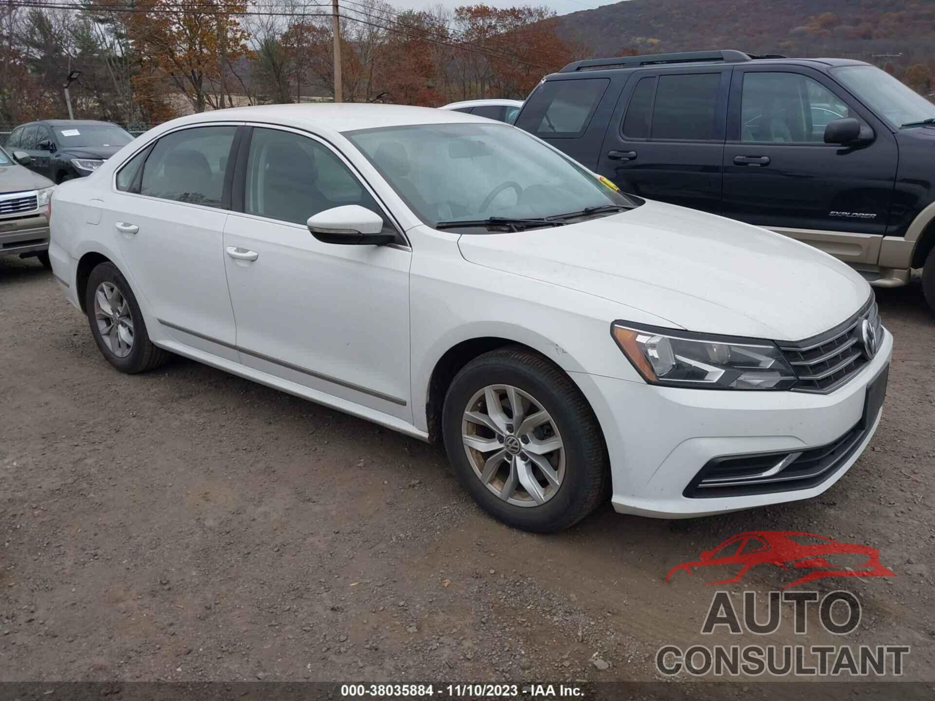 VOLKSWAGEN PASSAT 2016 - 1VWAT7A36GC062392