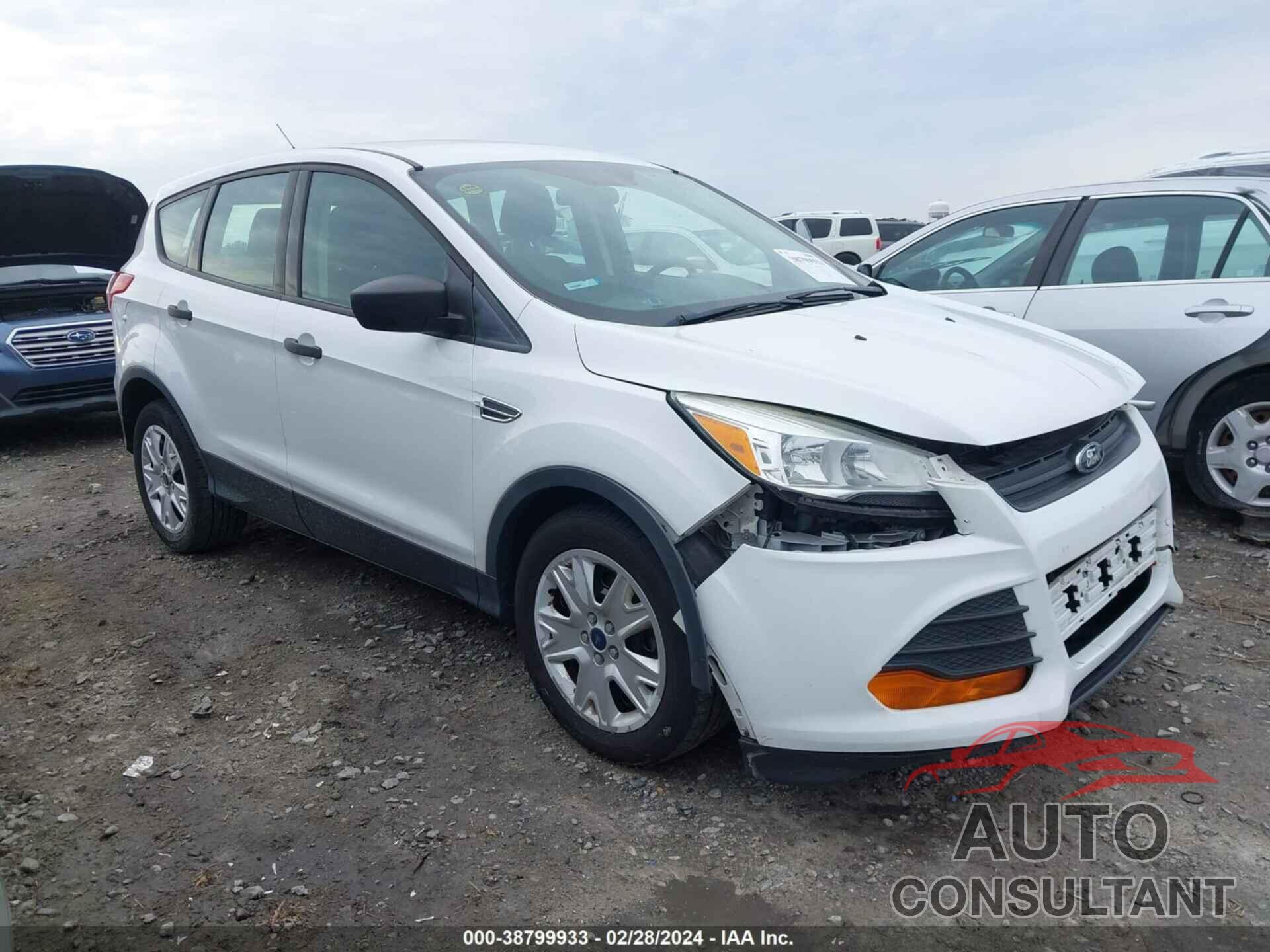 FORD ESCAPE 2016 - 1FMCU0F75GUB04732