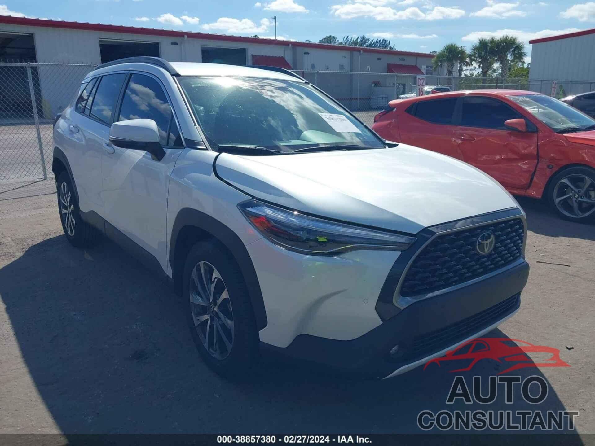 TOYOTA COROLLA CROSS 2023 - 7MUEAAAG4PV051812