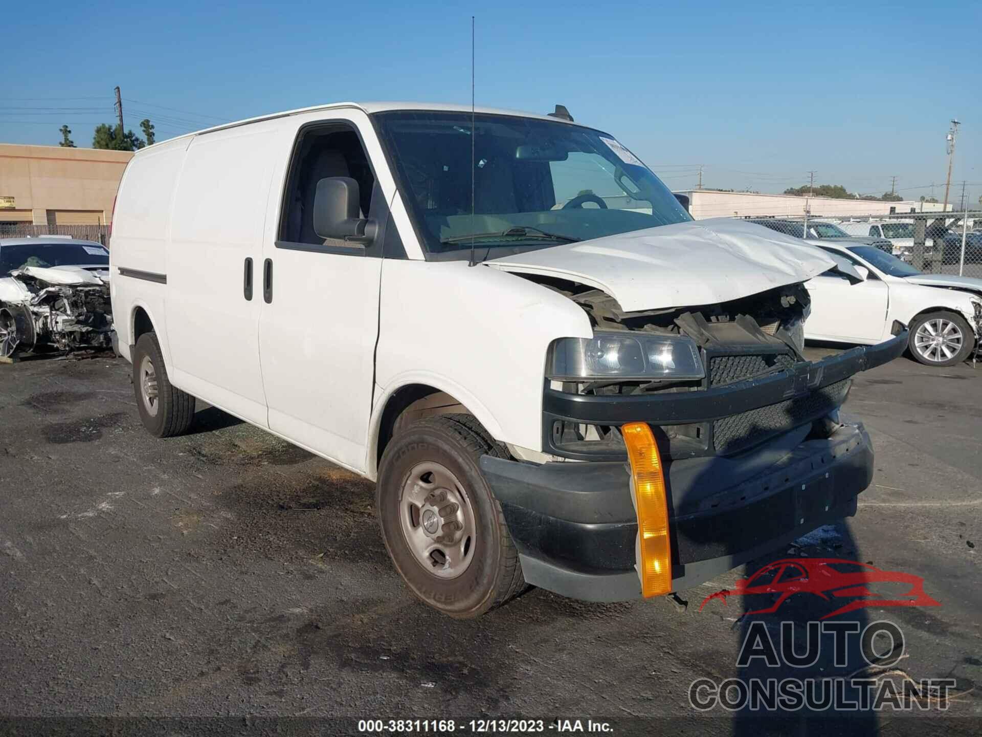 CHEVROLET EXPRESS 2500 2018 - 1GCWGAFPXJ1344009