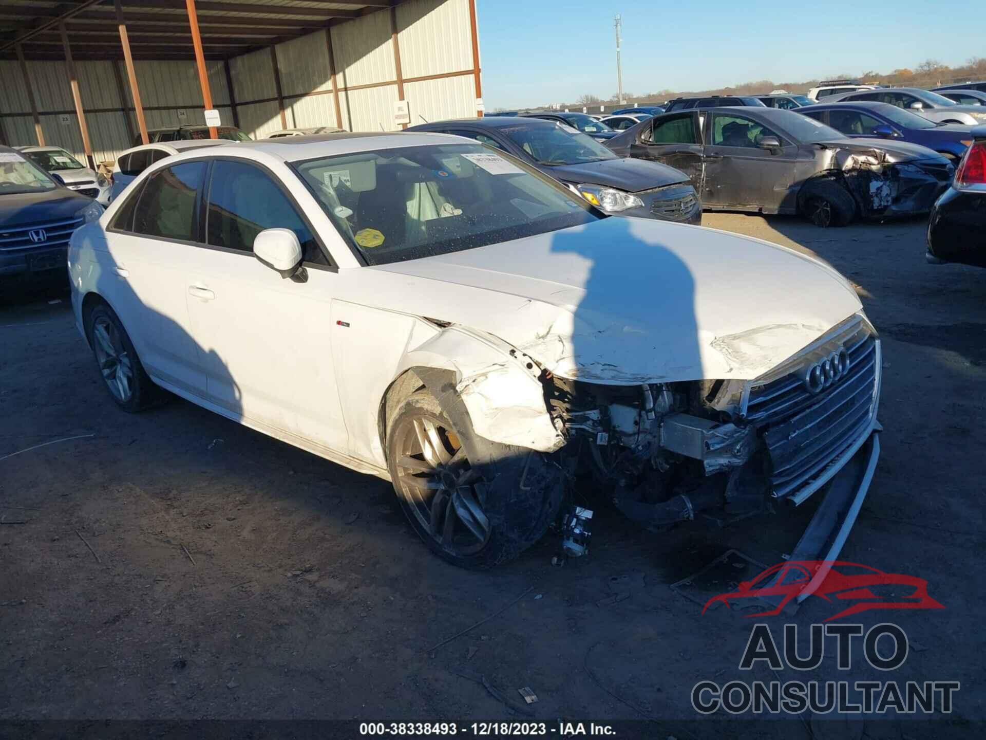 AUDI A4 2017 - WAUKMAF45HN042818