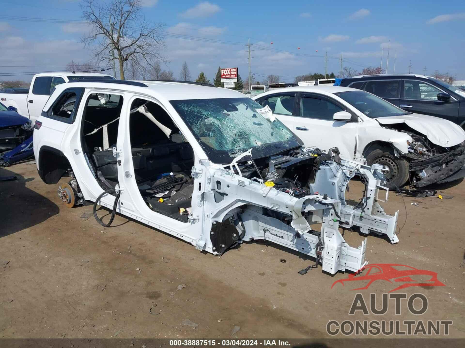 JEEP GRAND CHEROKEE 2024 - 1C4RJHBG4RC104323