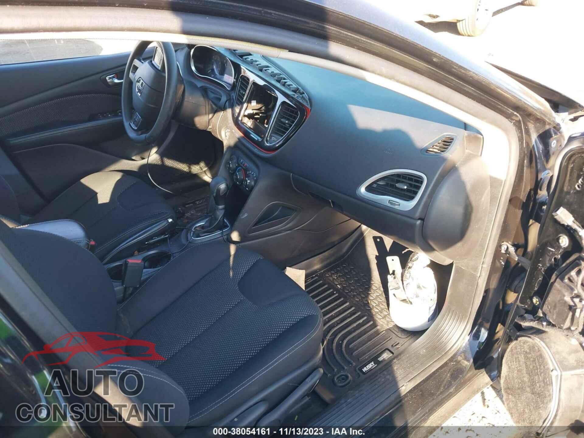 DODGE DART 2015 - 1C3CDFBB8FD131752