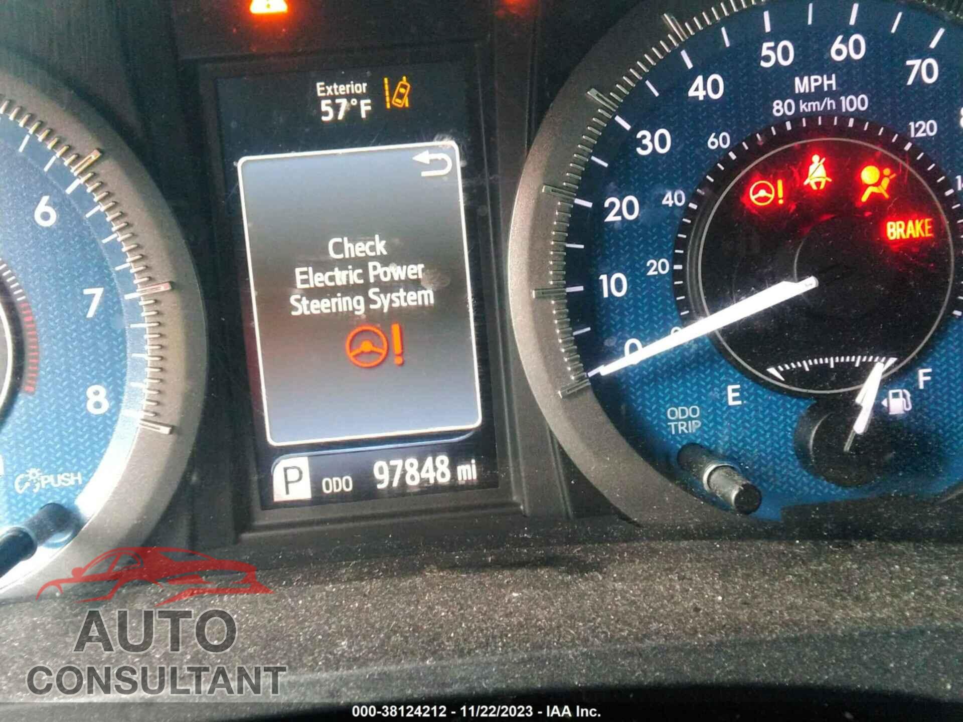 TOYOTA SIENNA 2018 - 5TDKZ3DC8JS906299