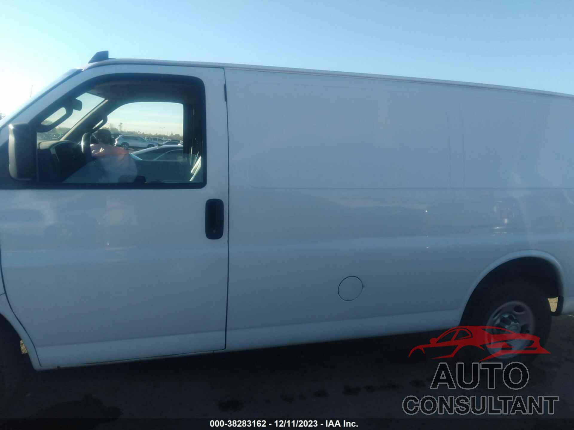 CHEVROLET EXPRESS G2500 2016 - 1GCWGAFF8G1144553