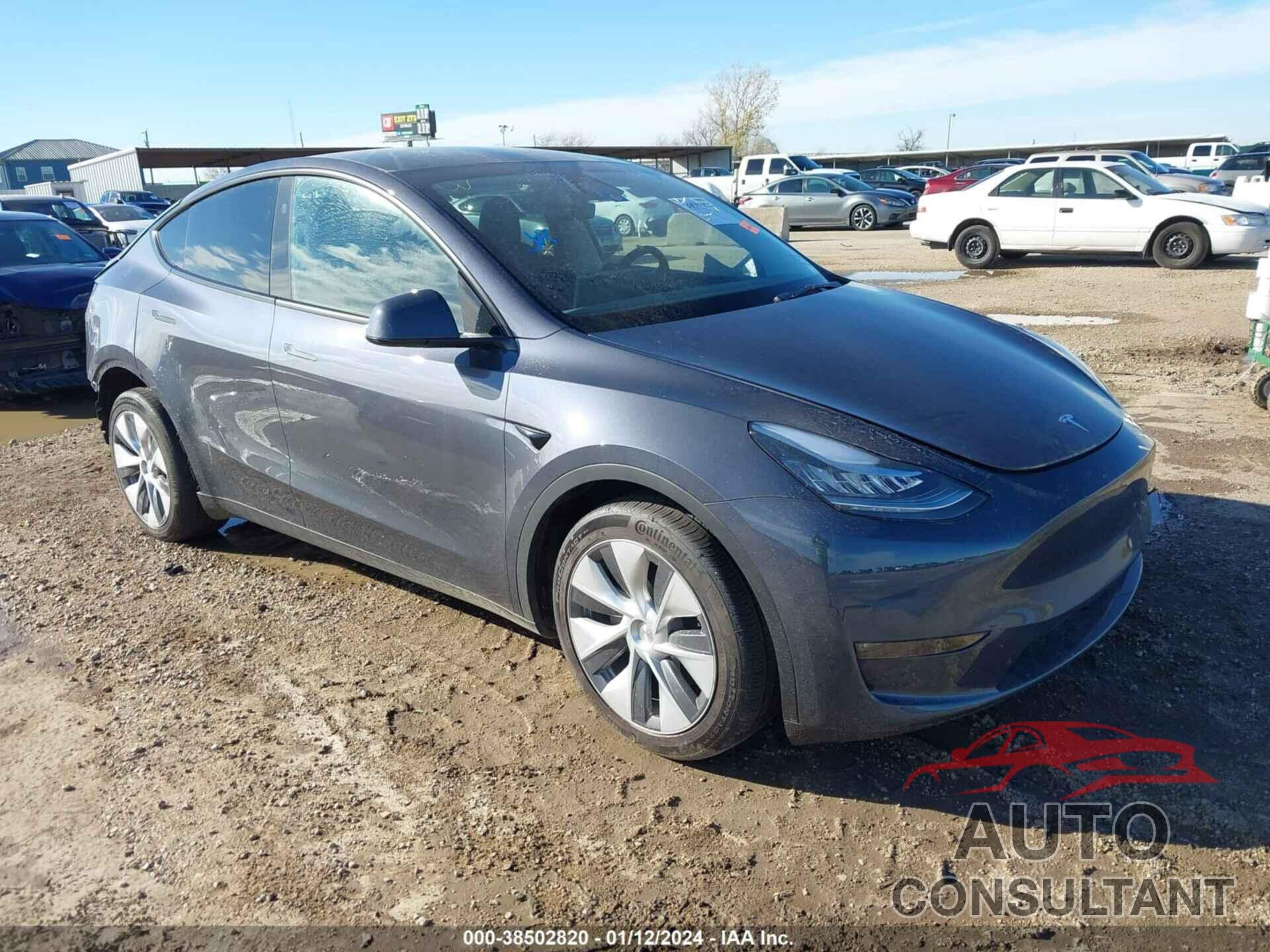 TESLA MODEL Y 2023 - 7SAYGDEE9PA140151