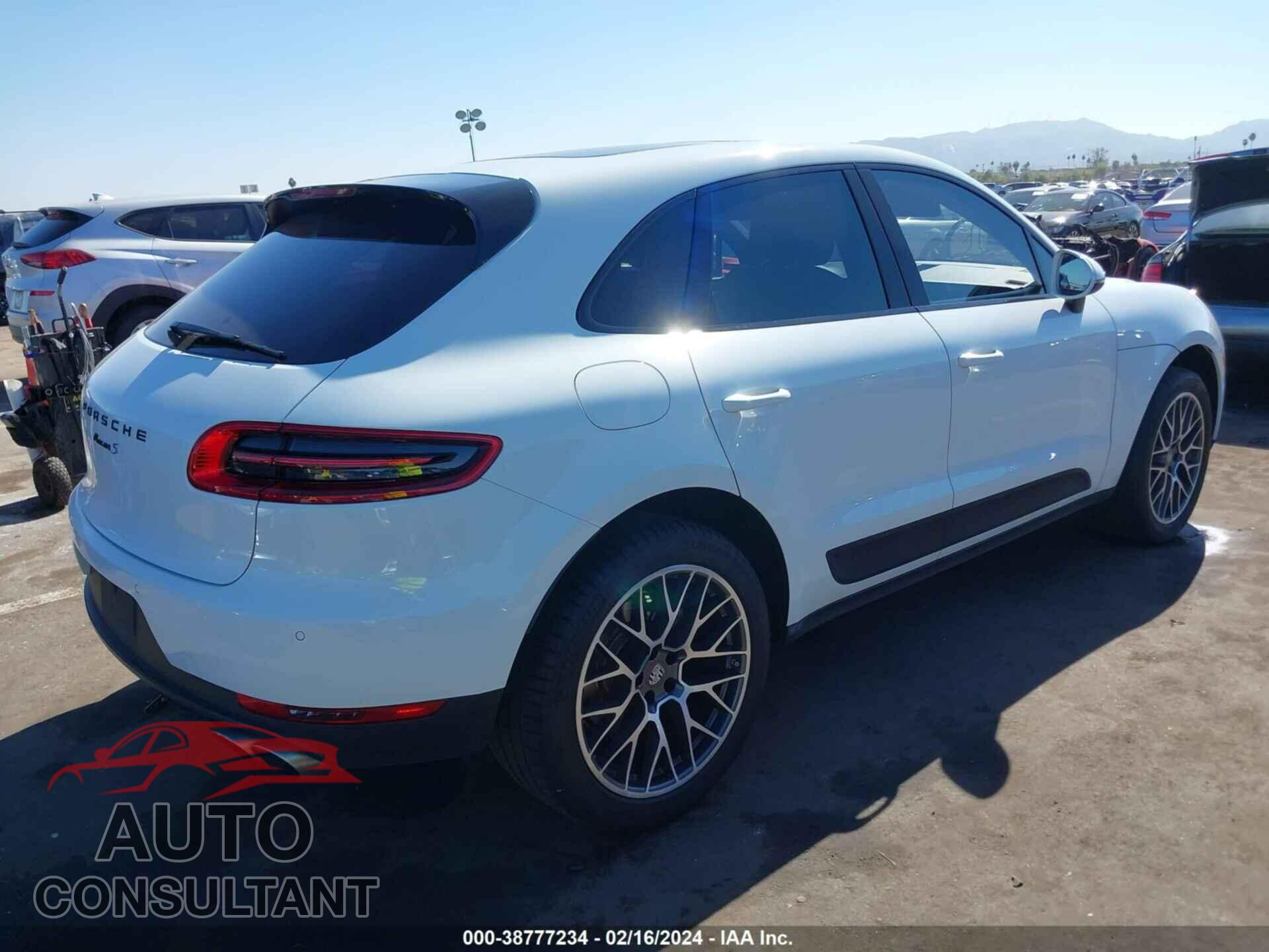 PORSCHE MACAN 2016 - WP1AB2A53GLB49739