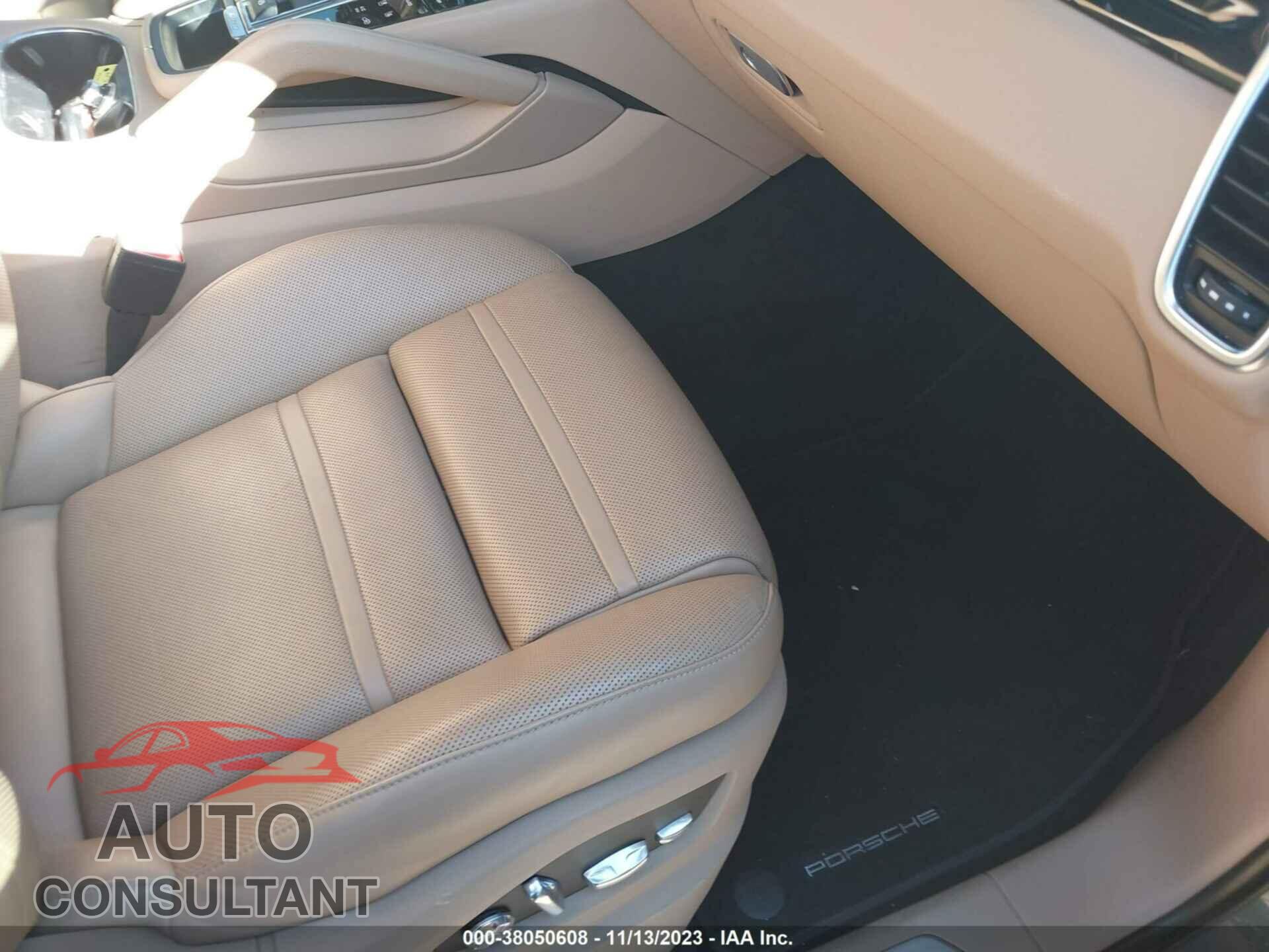 PORSCHE CAYENNE 2020 - WP1AA2AY3LDA06999