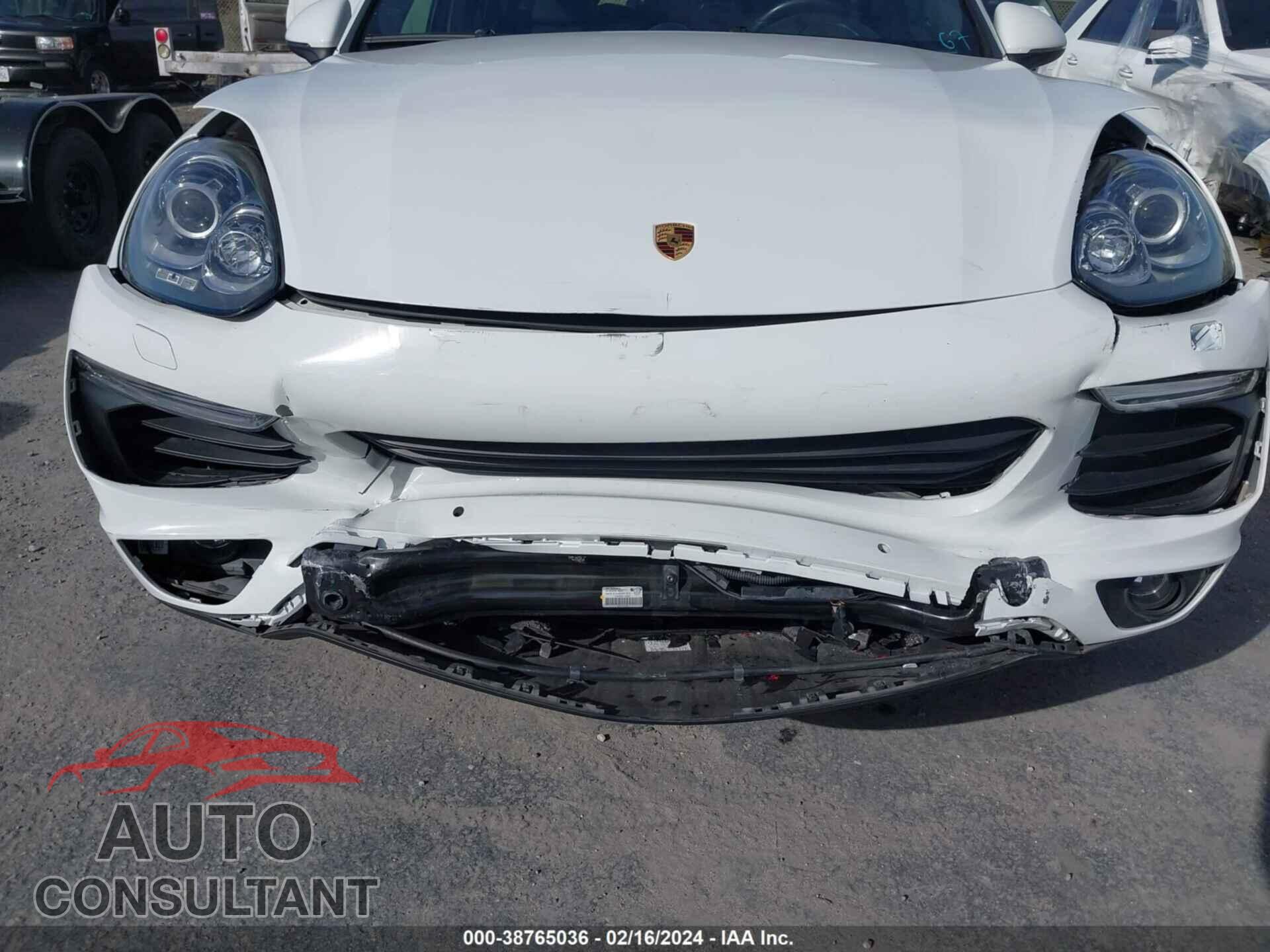 PORSCHE CAYENNE 2017 - WP1AA2A20HKA80508
