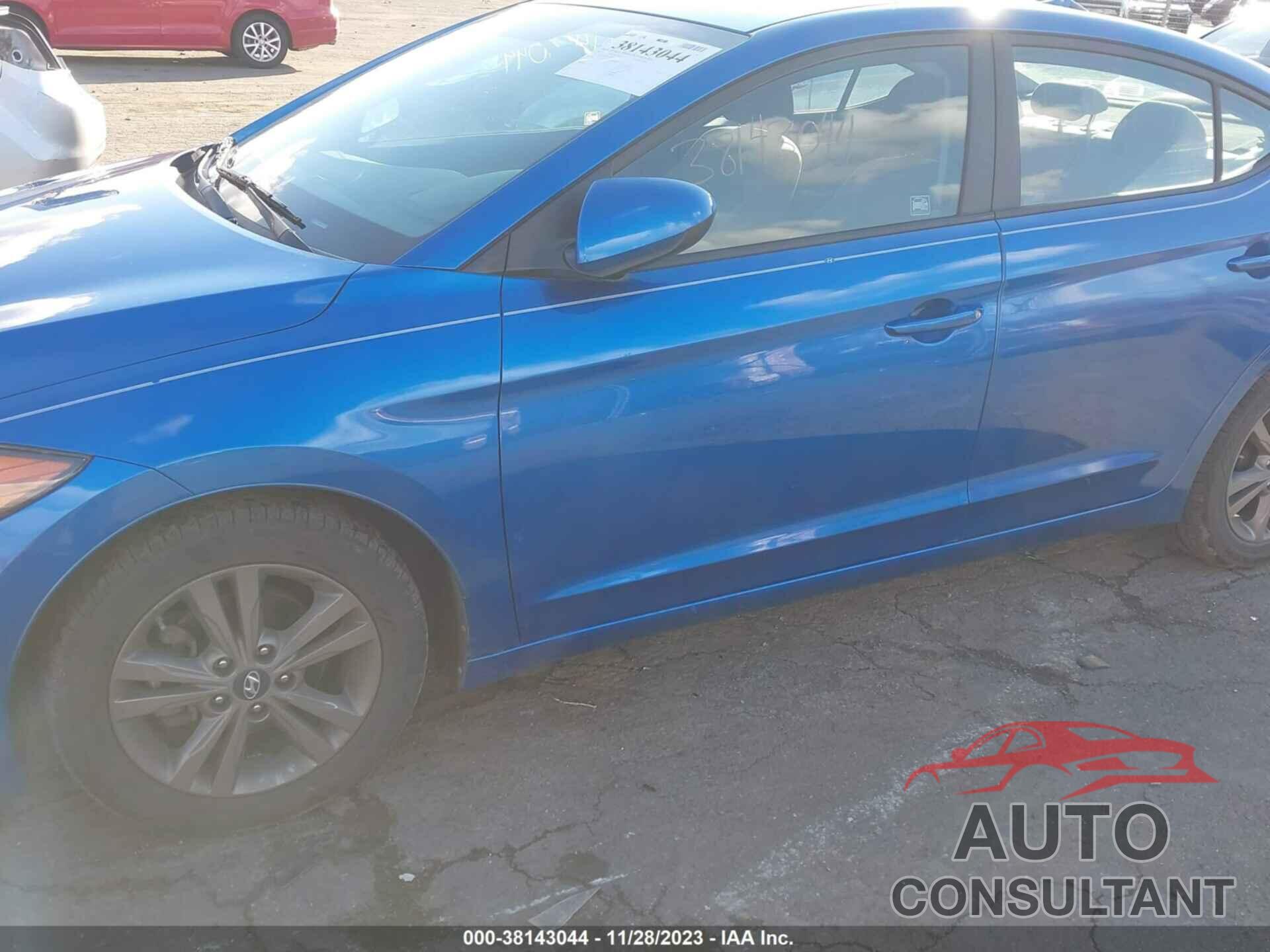 HYUNDAI ELANTRA 2017 - 5NPD84LF8HH130866