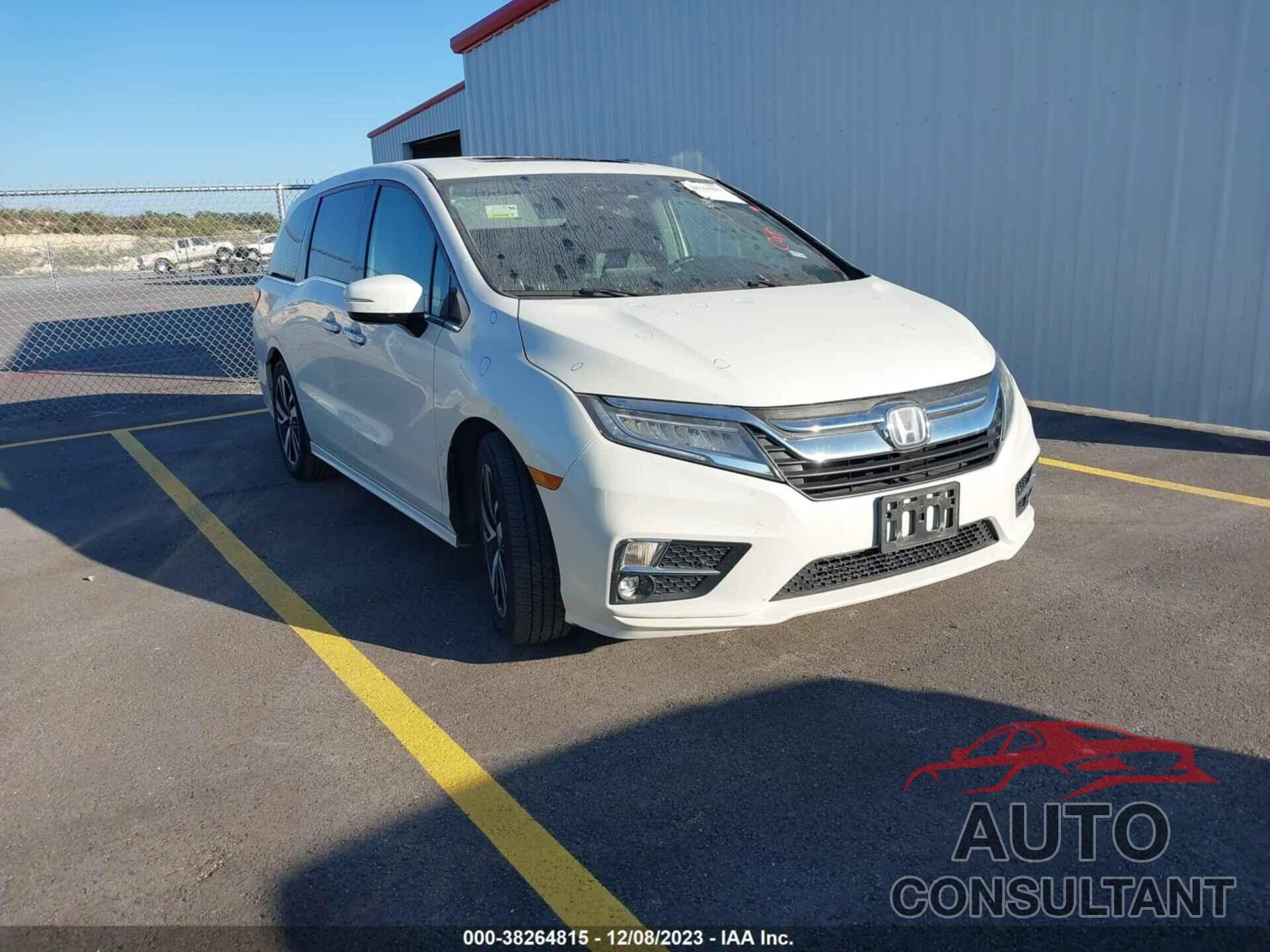 HONDA ODYSSEY 2018 - 5FNRL6H94JB039195