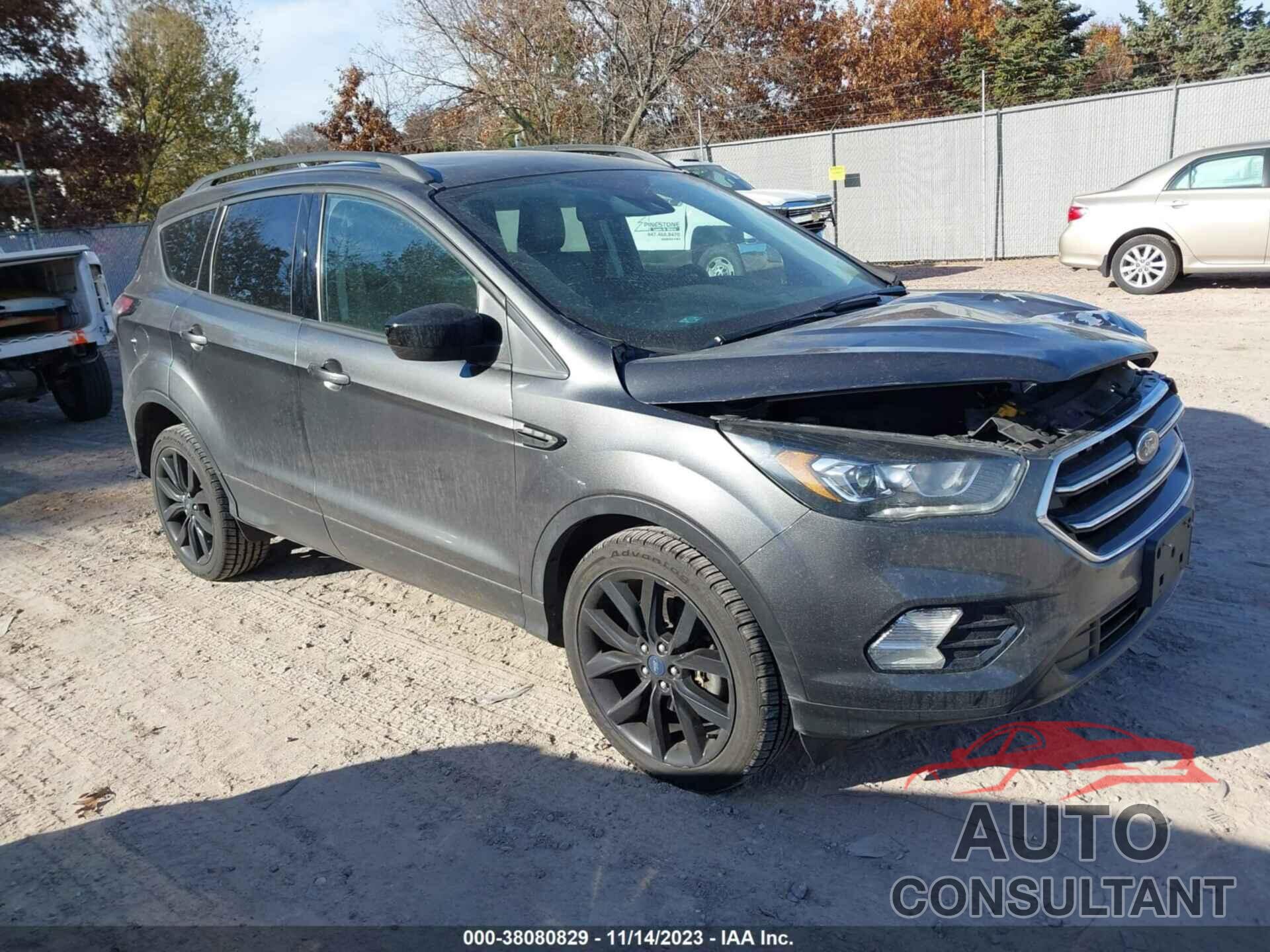 FORD ESCAPE 2018 - 1FMCU9GD0JUD47977