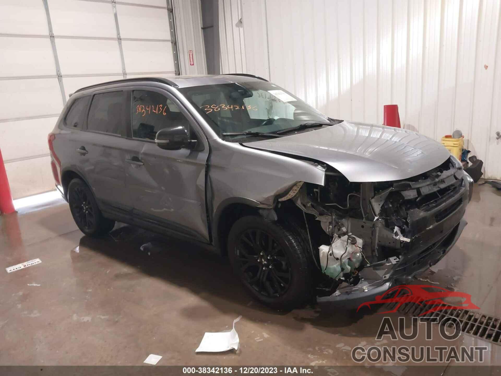 MITSUBISHI OUTLANDER 2018 - JA4AZ3A36JZ046542