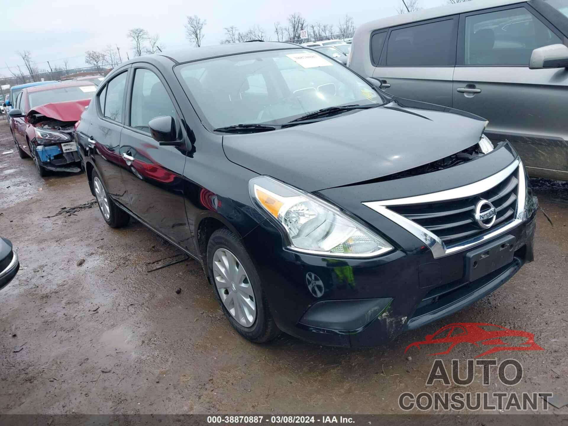 NISSAN VERSA 2018 - 3N1CN7AP1JL868065