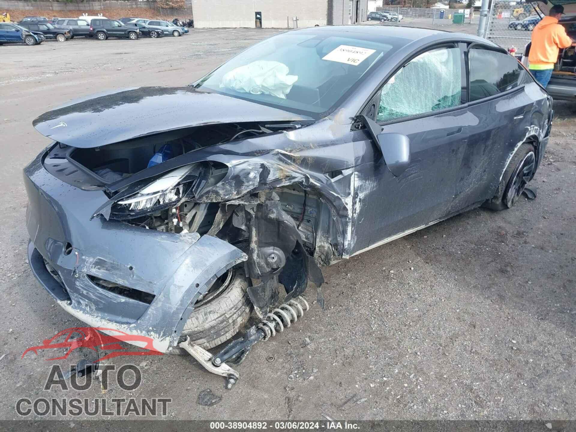 TESLA MODEL Y 2022 - 7SAYGDEE4NF399792