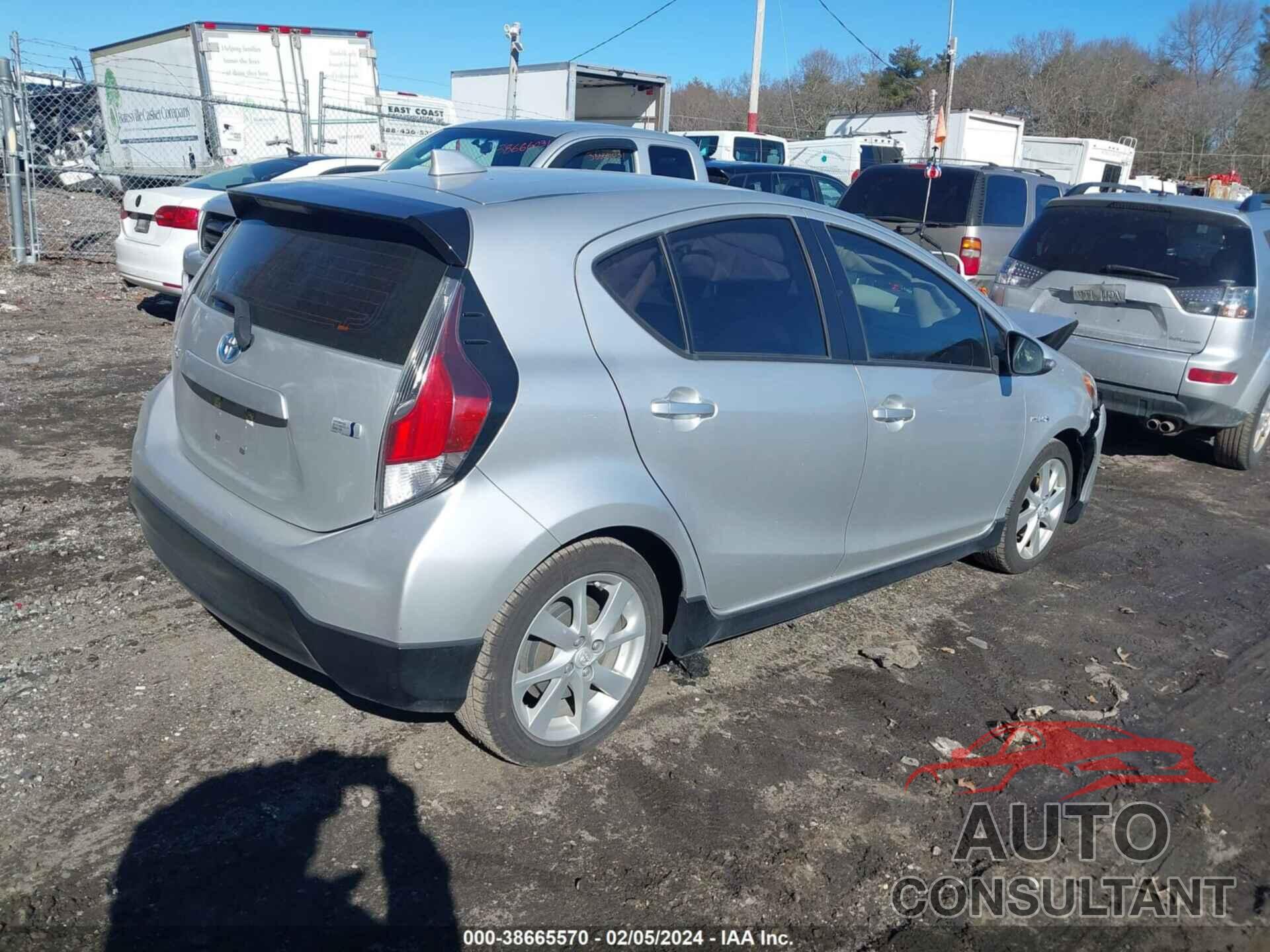 TOYOTA PRIUS C 2017 - JTDKDTB39H1593594