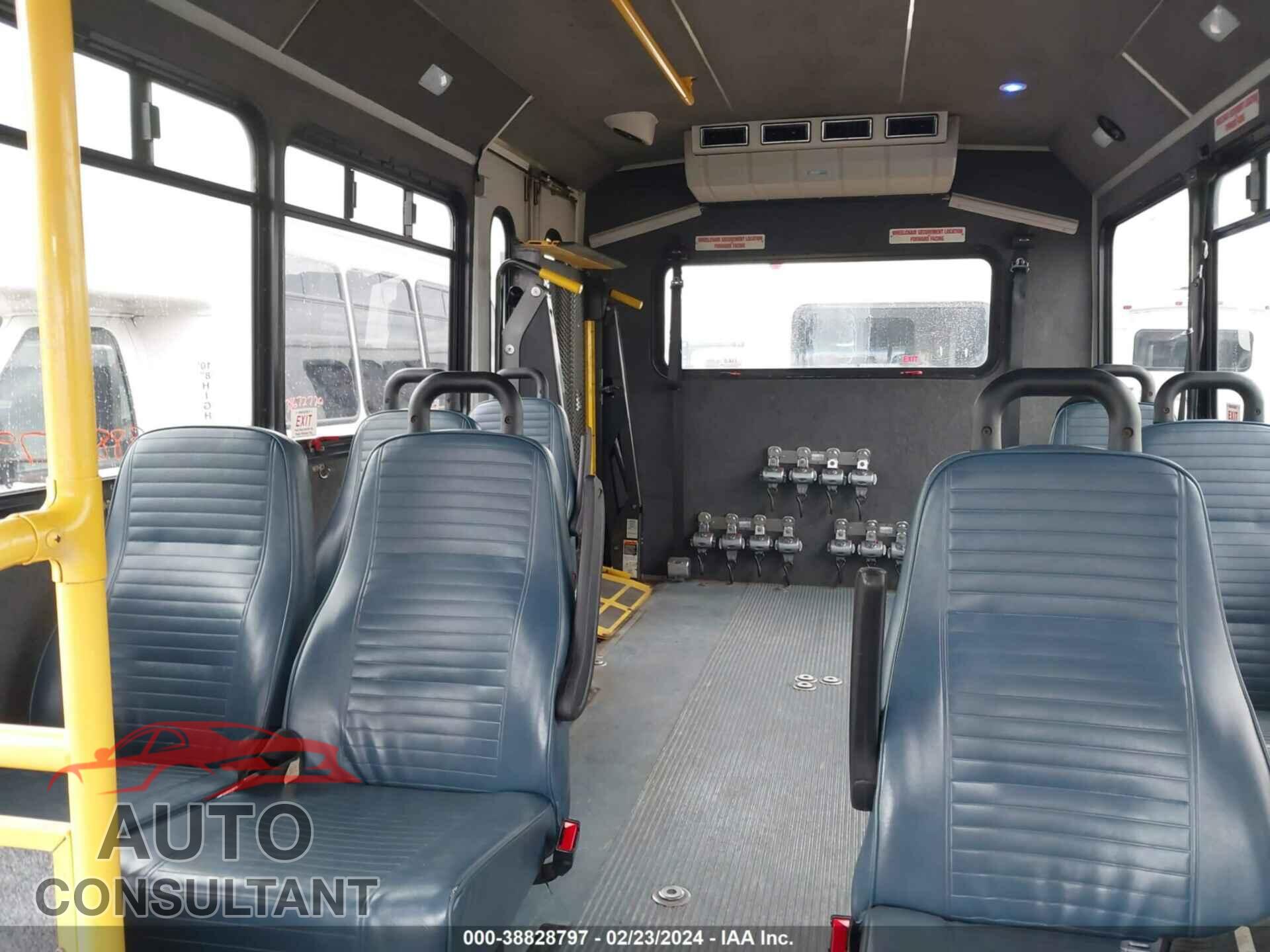 FORD E-450 CUTAWAY 2016 - 1FDFE4FS2GDC39544