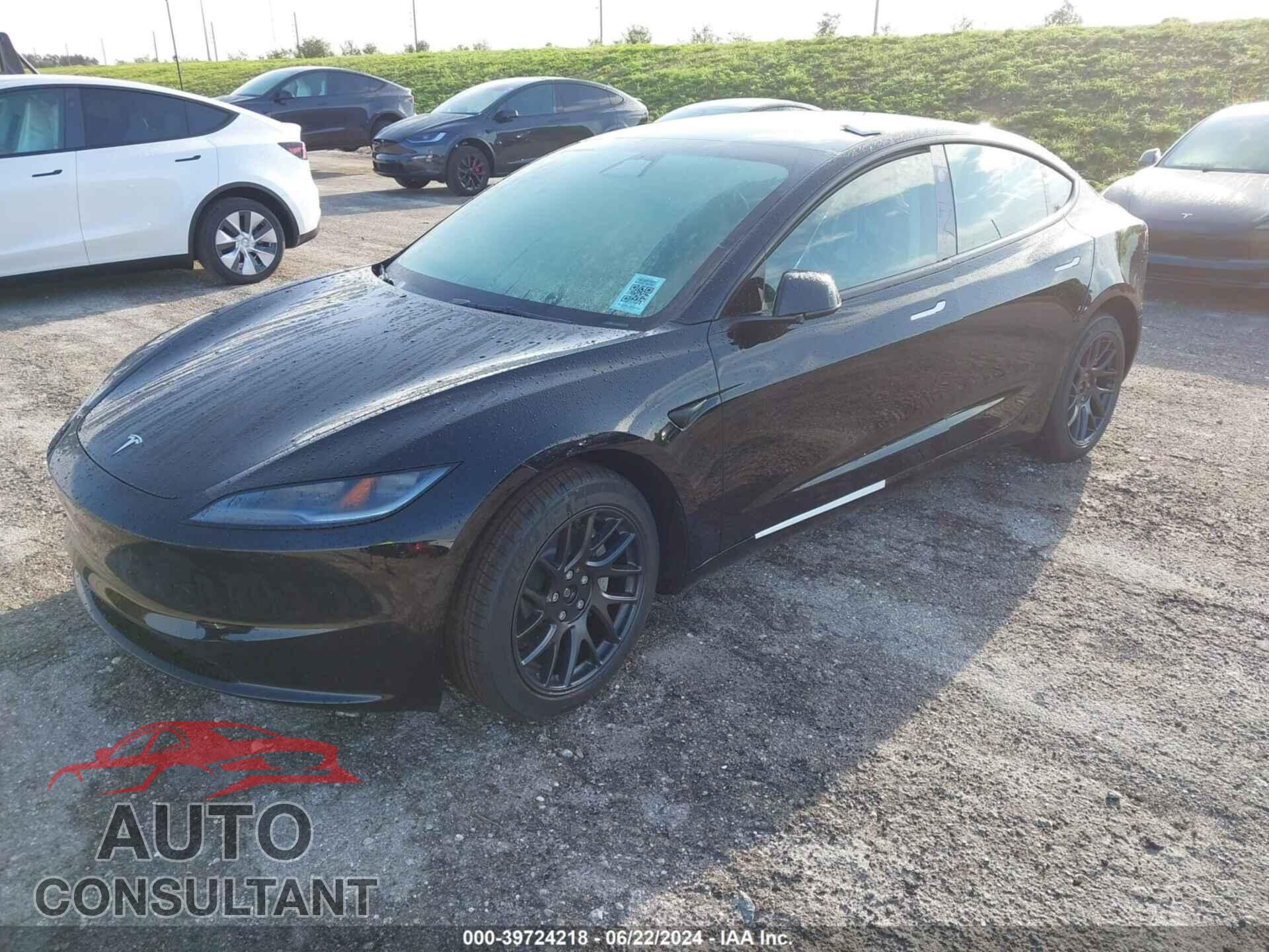 TESLA MODEL 3 2024 - 5YJ3E1EB3RF766768