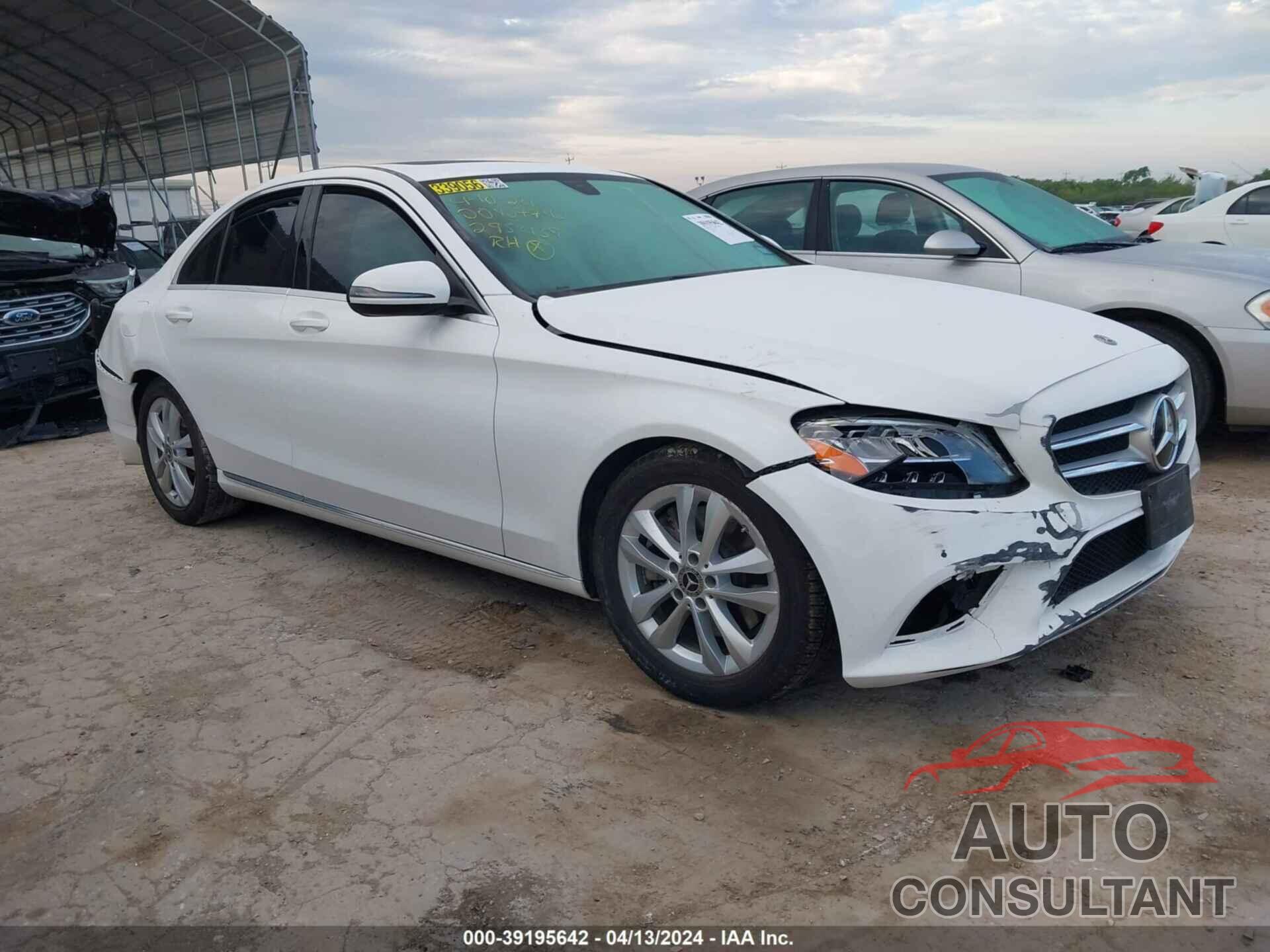 MERCEDES-BENZ C 300 2019 - 55SWF8DB5KU295439