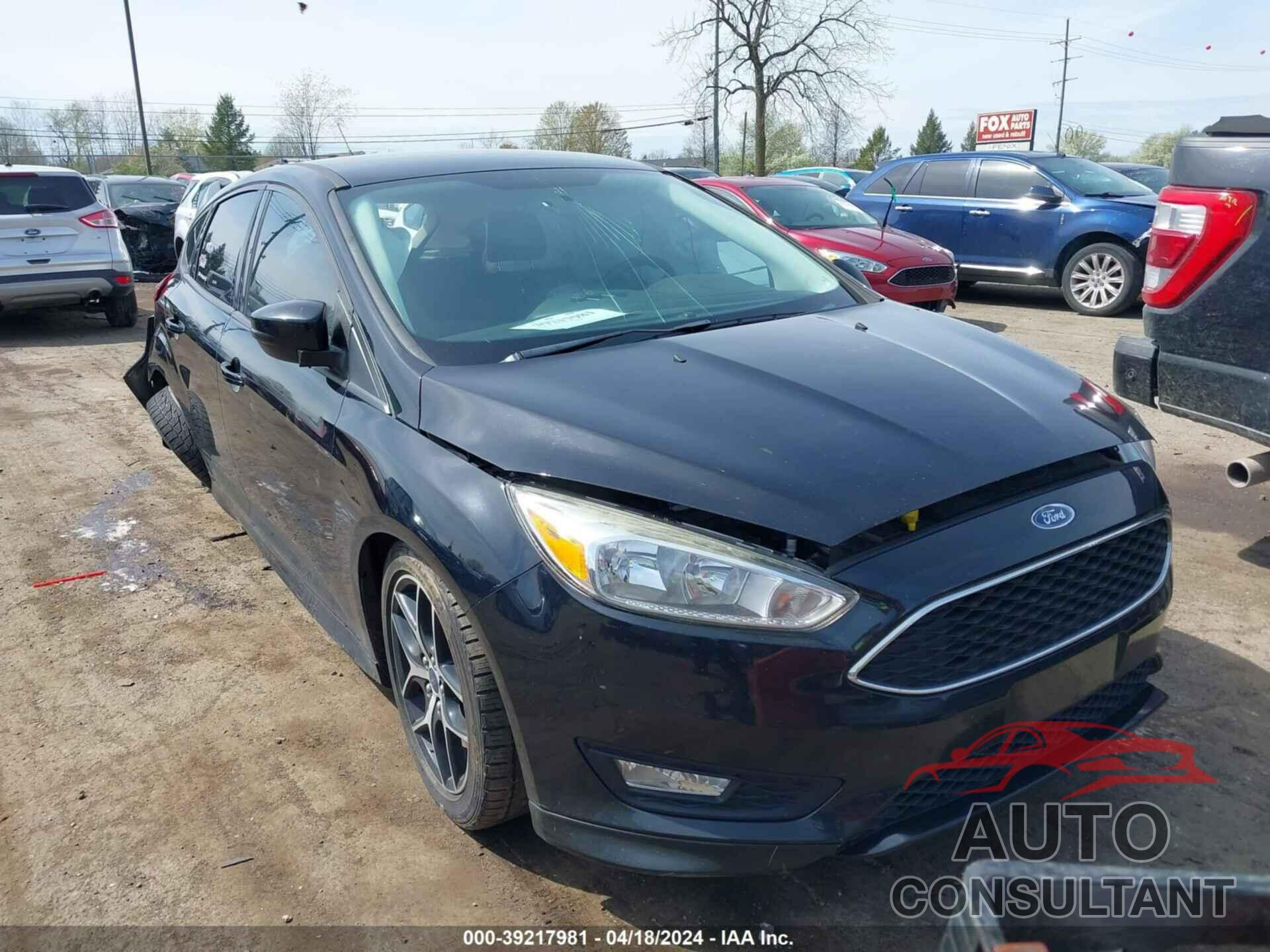 FORD FOCUS 2018 - 1FADP3K23JL317757