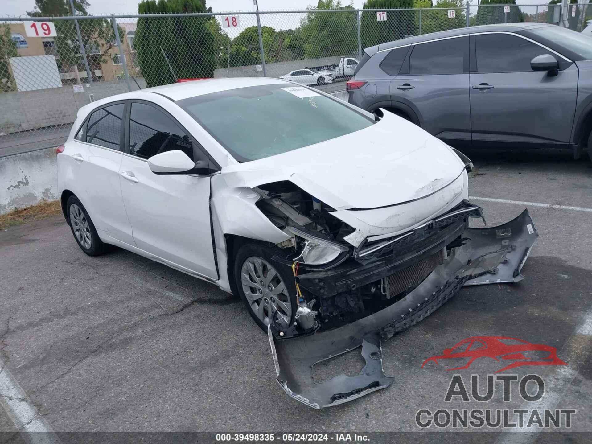 HYUNDAI ELANTRA GT 2017 - KMHD35LH3HU379471