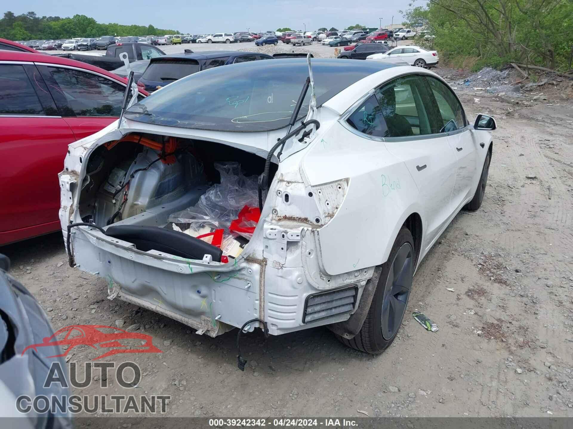TESLA MODEL 3 2019 - 5YJ3E1EA7KF412104