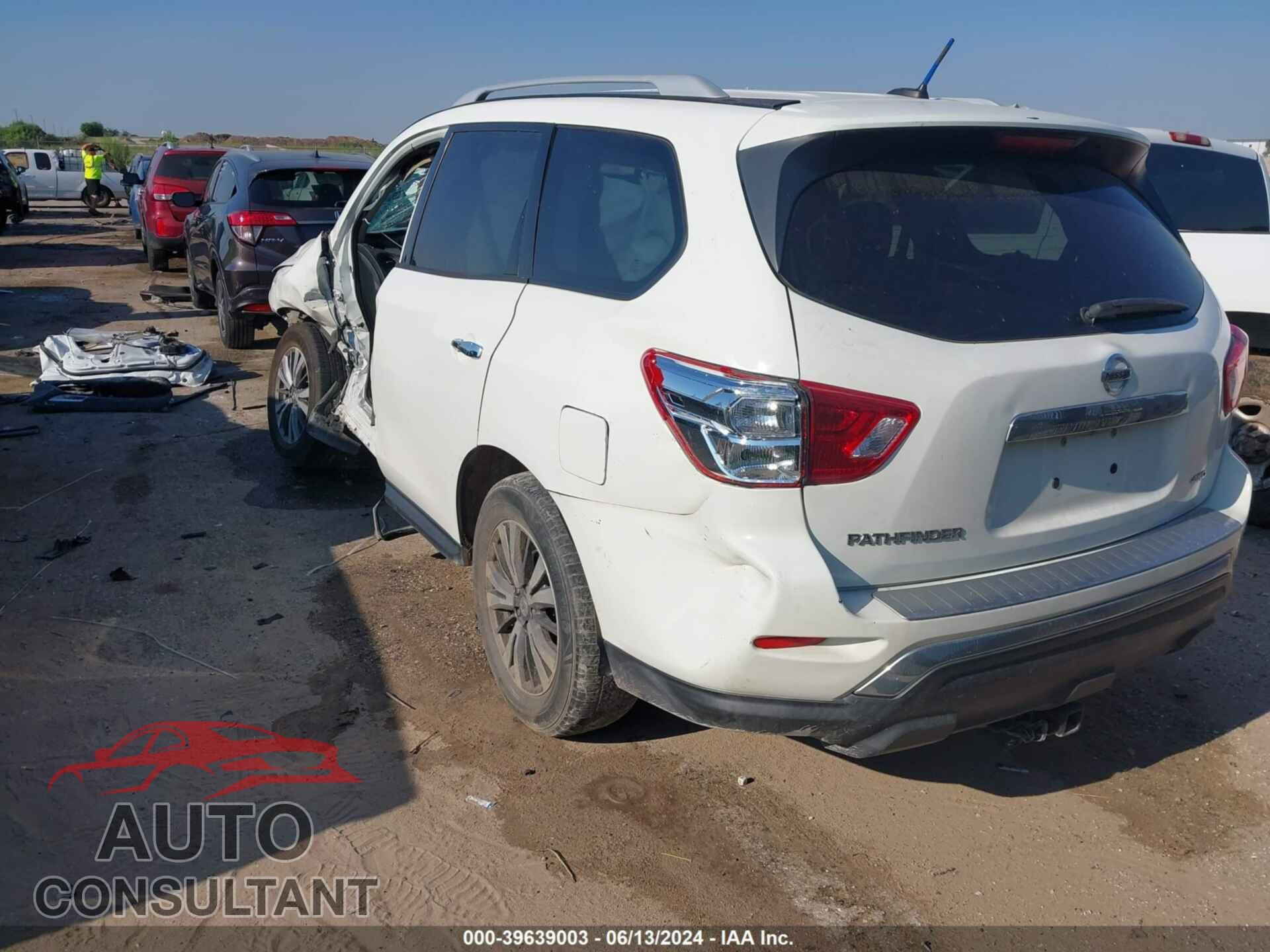 NISSAN PATHFINDER 2017 - 5N1DR2MM2HC685690