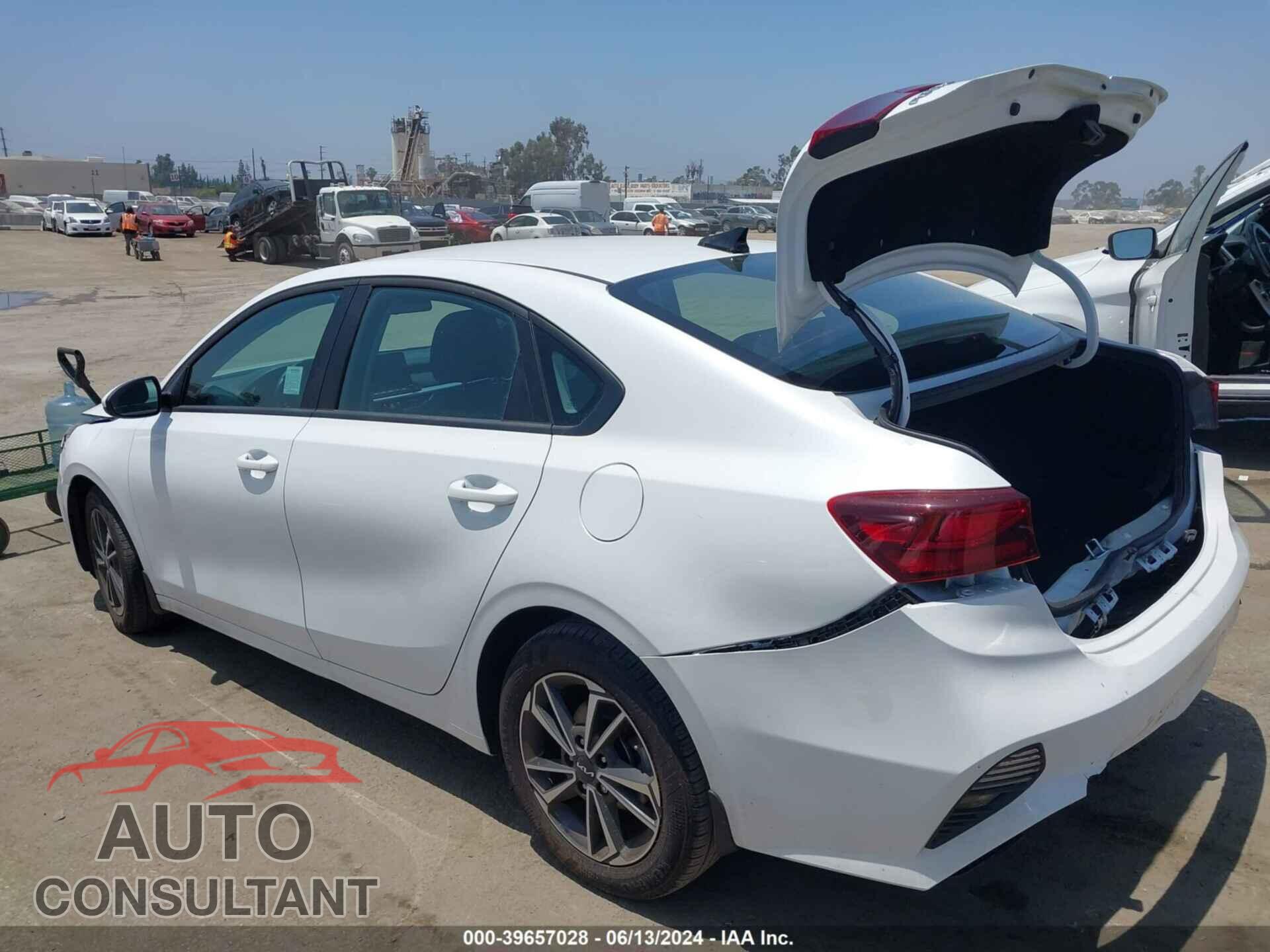 KIA FORTE 2023 - 3KPF24AD7PE578370