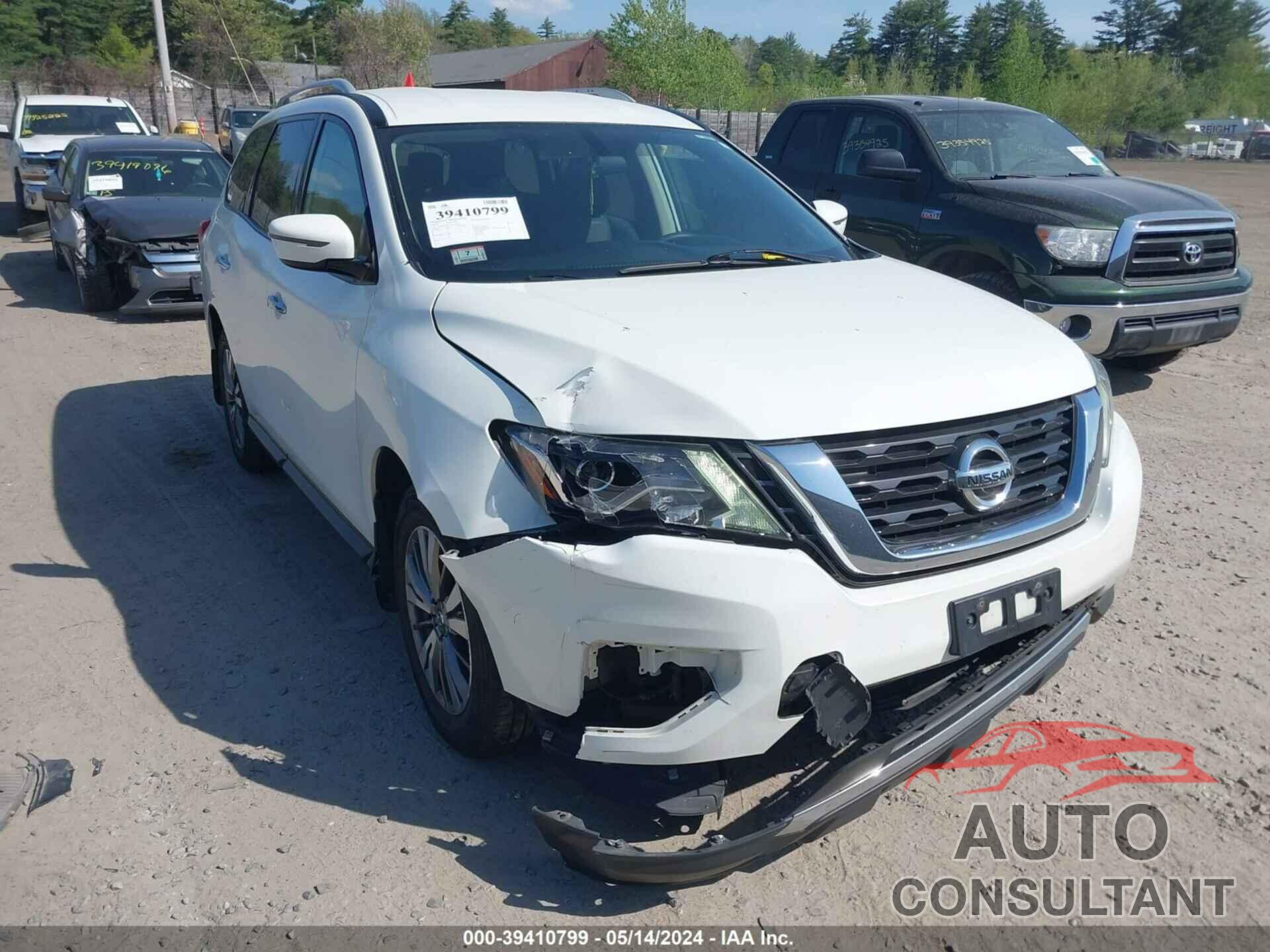 NISSAN PATHFINDER 2018 - 5N1DR2MM7JC676067