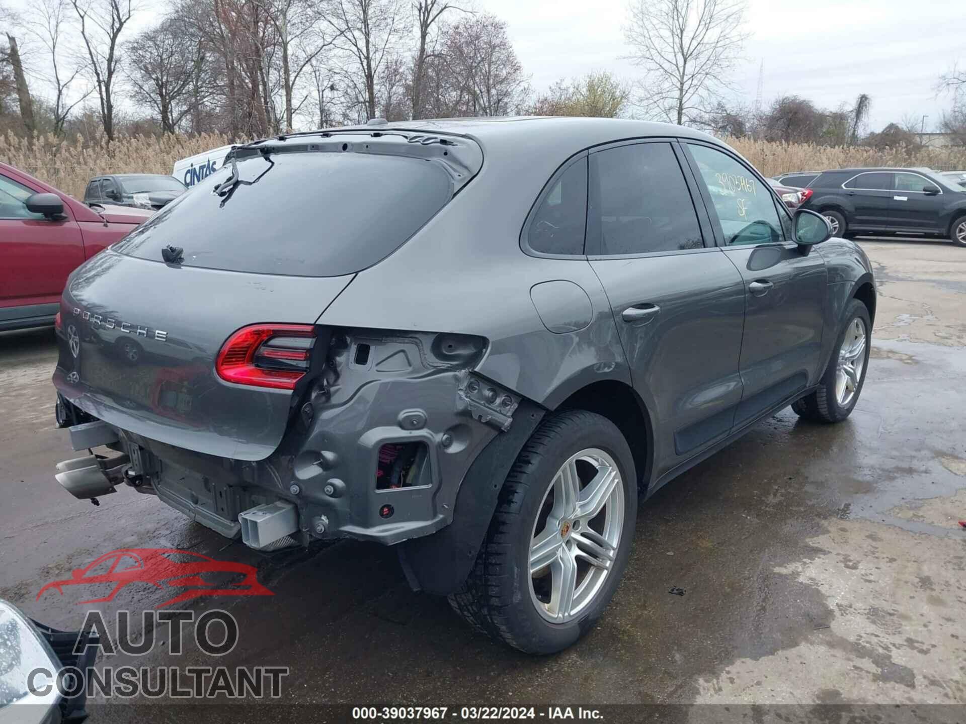 PORSCHE MACAN 2016 - WP1AB2A58GLB43967