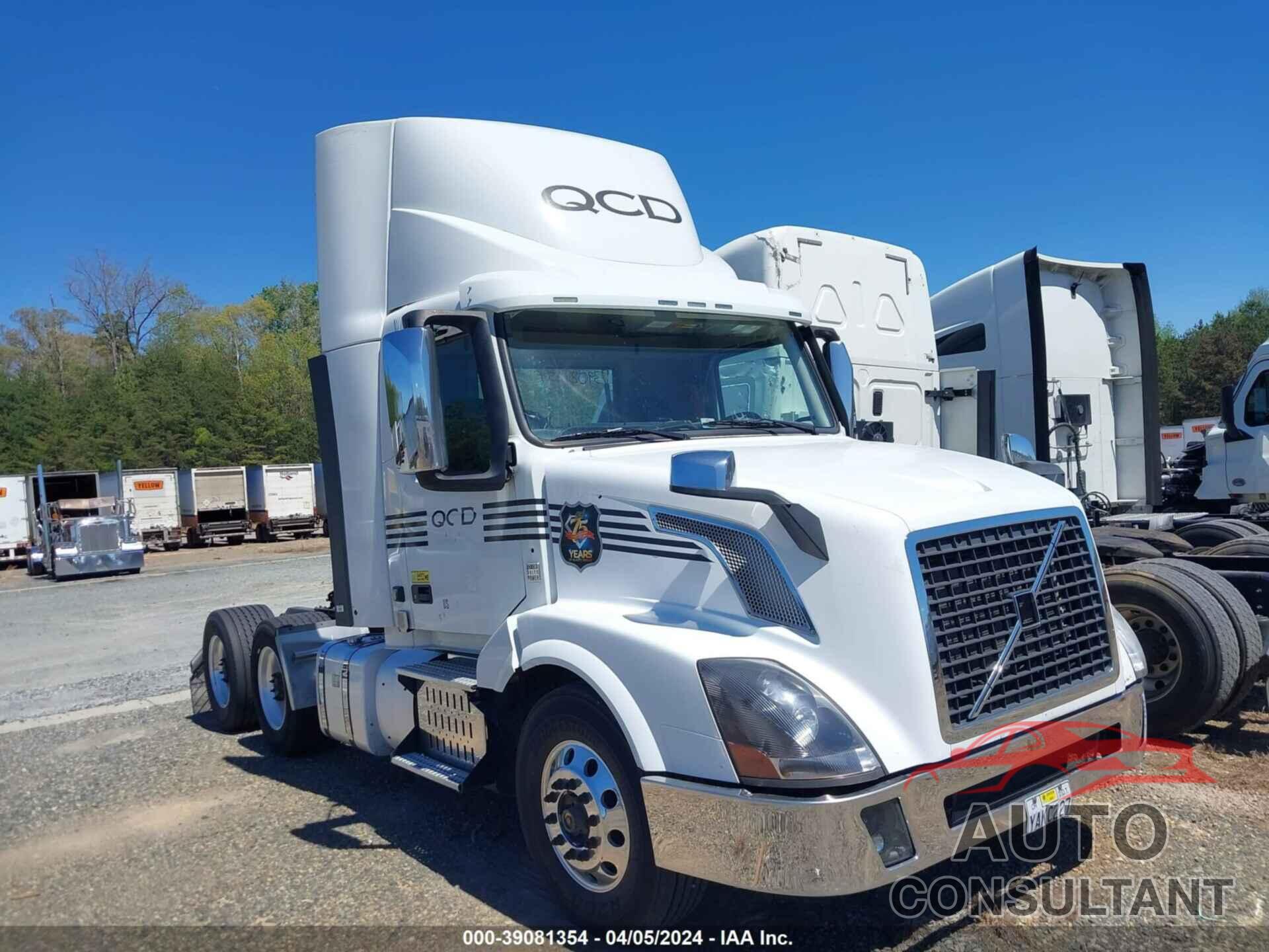 VOLVO VNL 2017 - 4V4NC9EH6HN986816