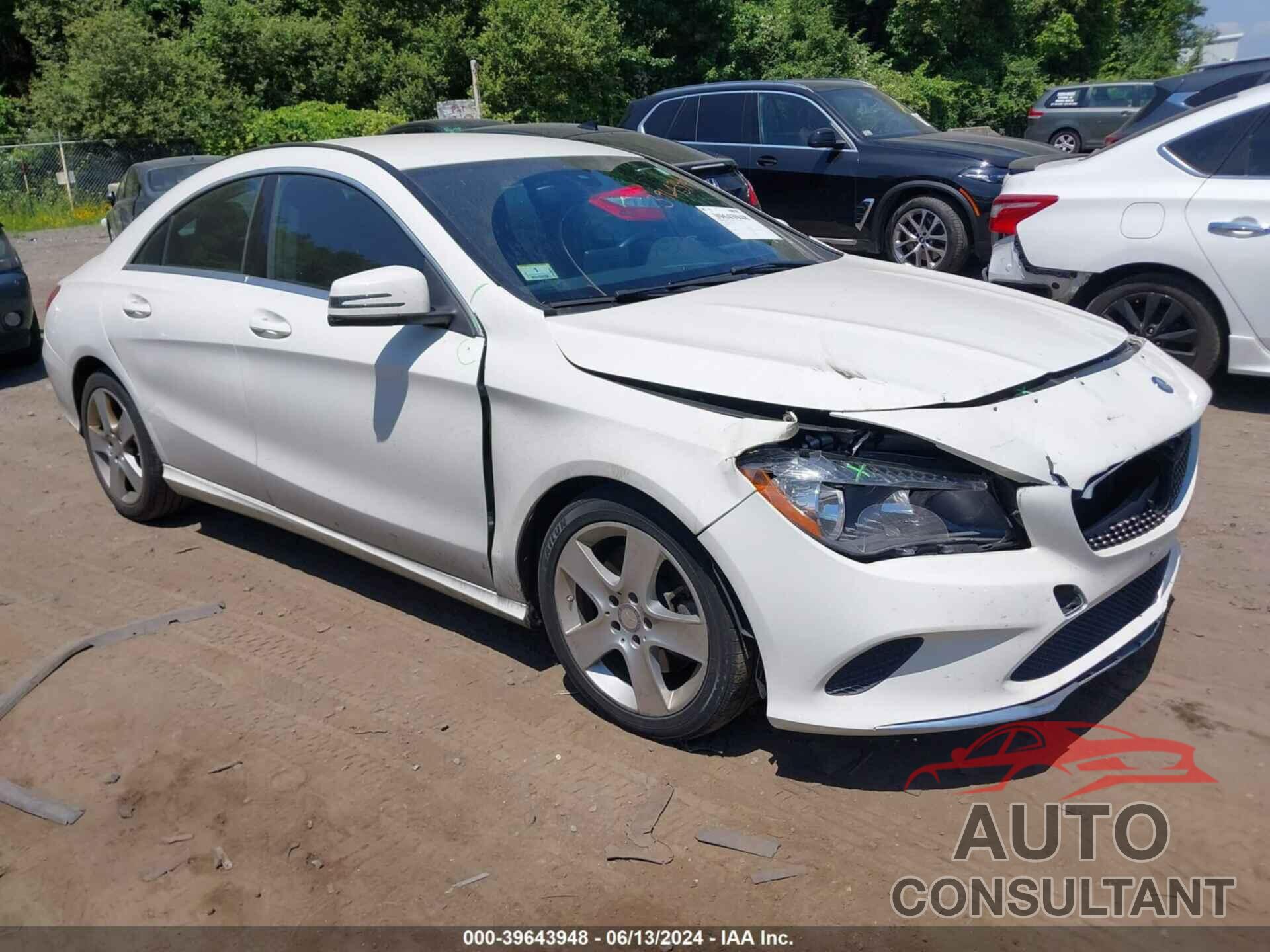 MERCEDES-BENZ CLA 250 2017 - WDDSJ4EB7HN455309