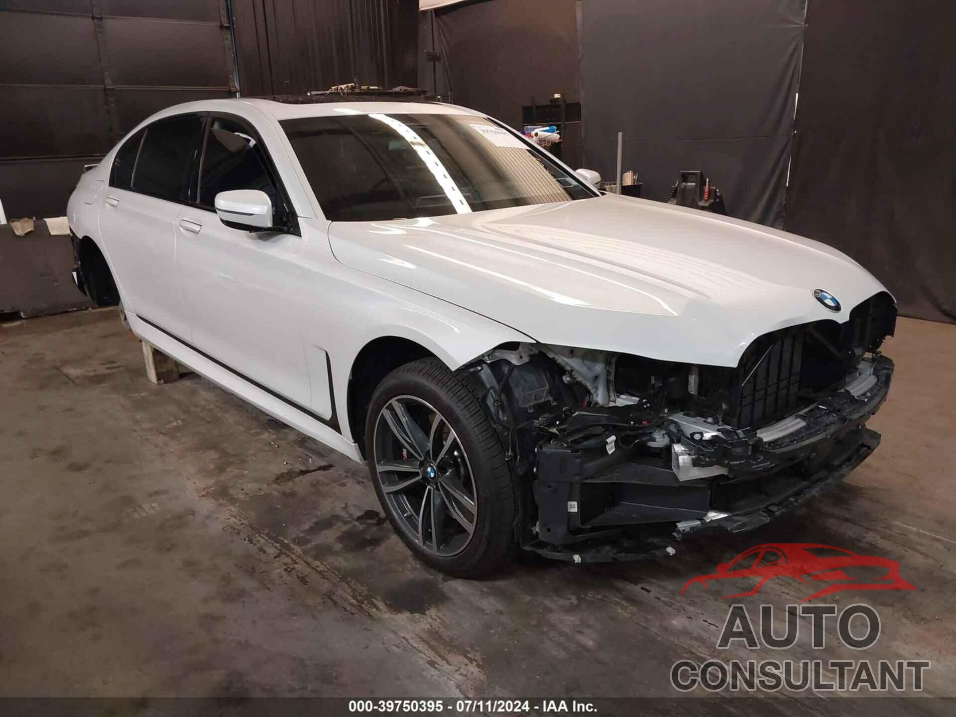 BMW 750 2022 - WBA7U2C06NCK74302