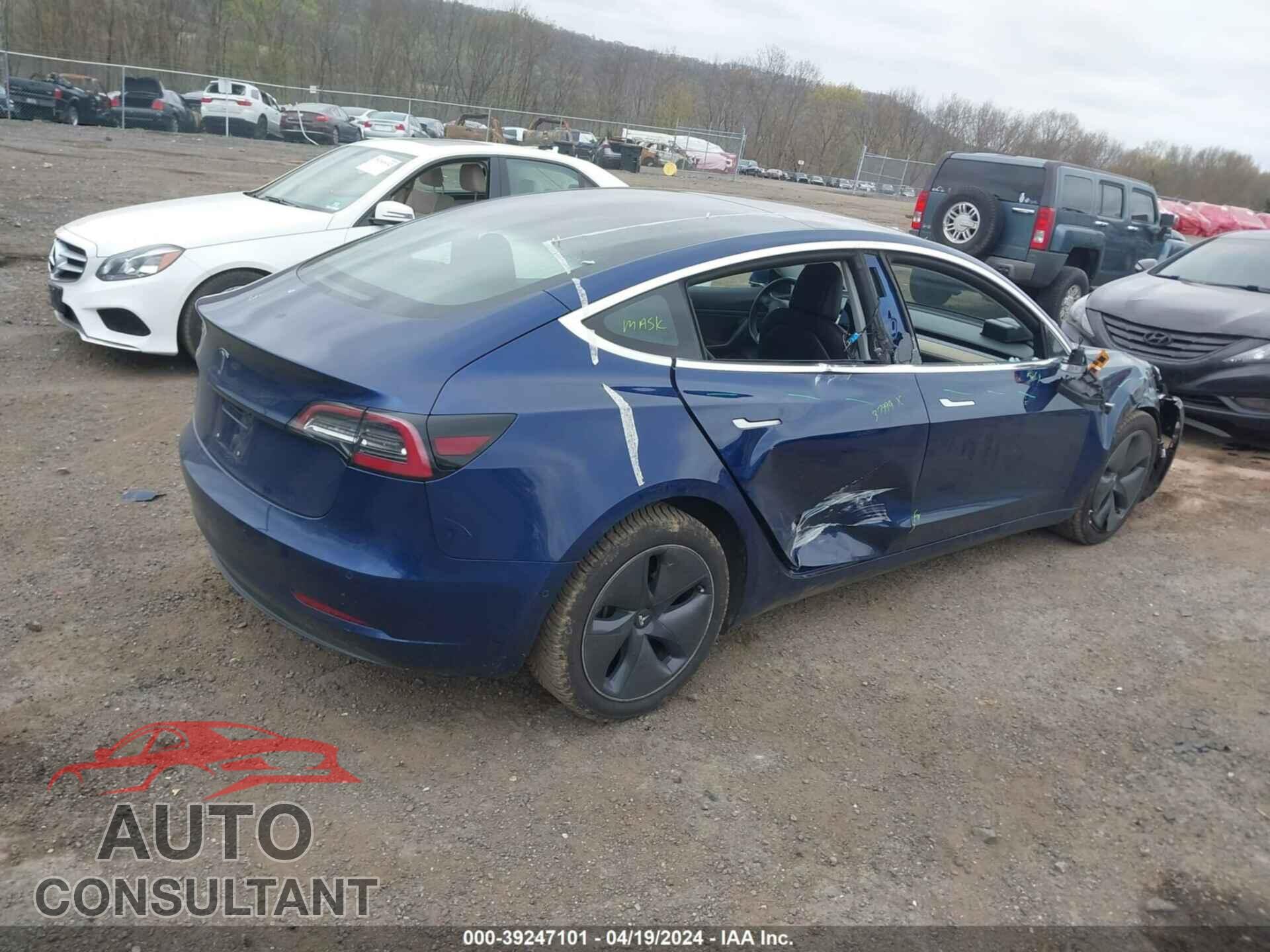 TESLA MODEL 3 2018 - 5YJ3E1EA7JF077893
