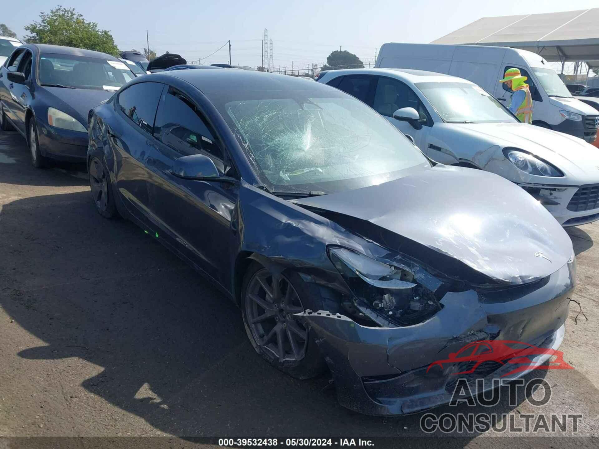 TESLA MODEL 3 2022 - 5YJ3E1EB3NF249058