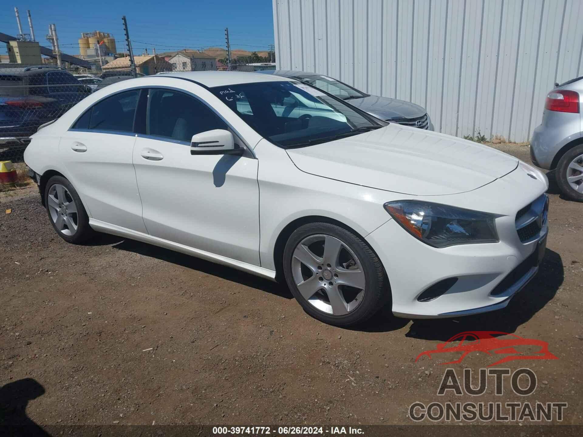 MERCEDES-BENZ CLA 250 2017 - WDDSJ4EB6HN493369