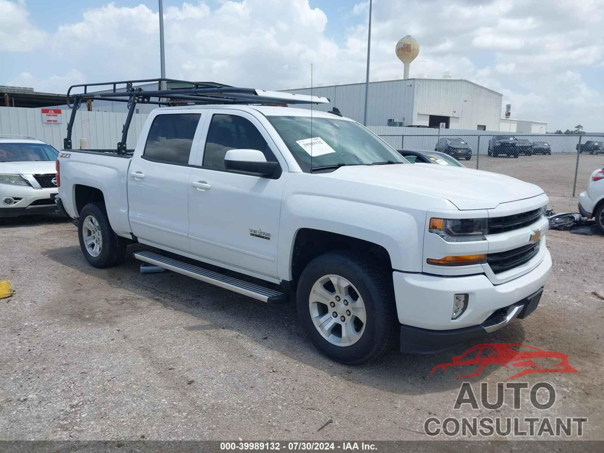 CHEVROLET SILVERADO 1500 2018 - 3GCUKRECXJG337680