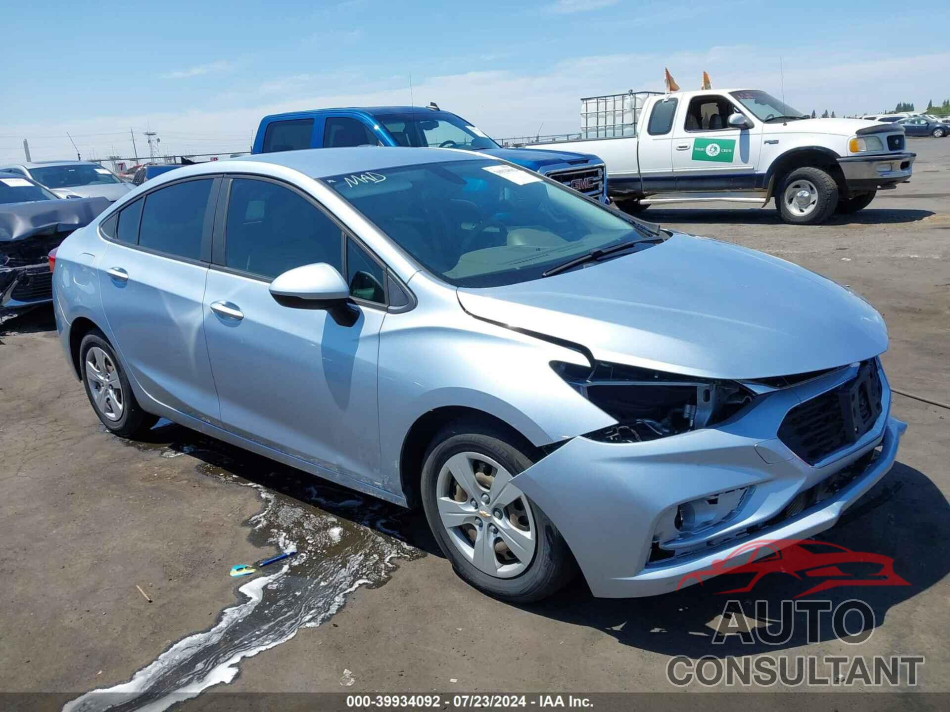 CHEVROLET CRUZE 2018 - 1G1BC5SM6J7211332