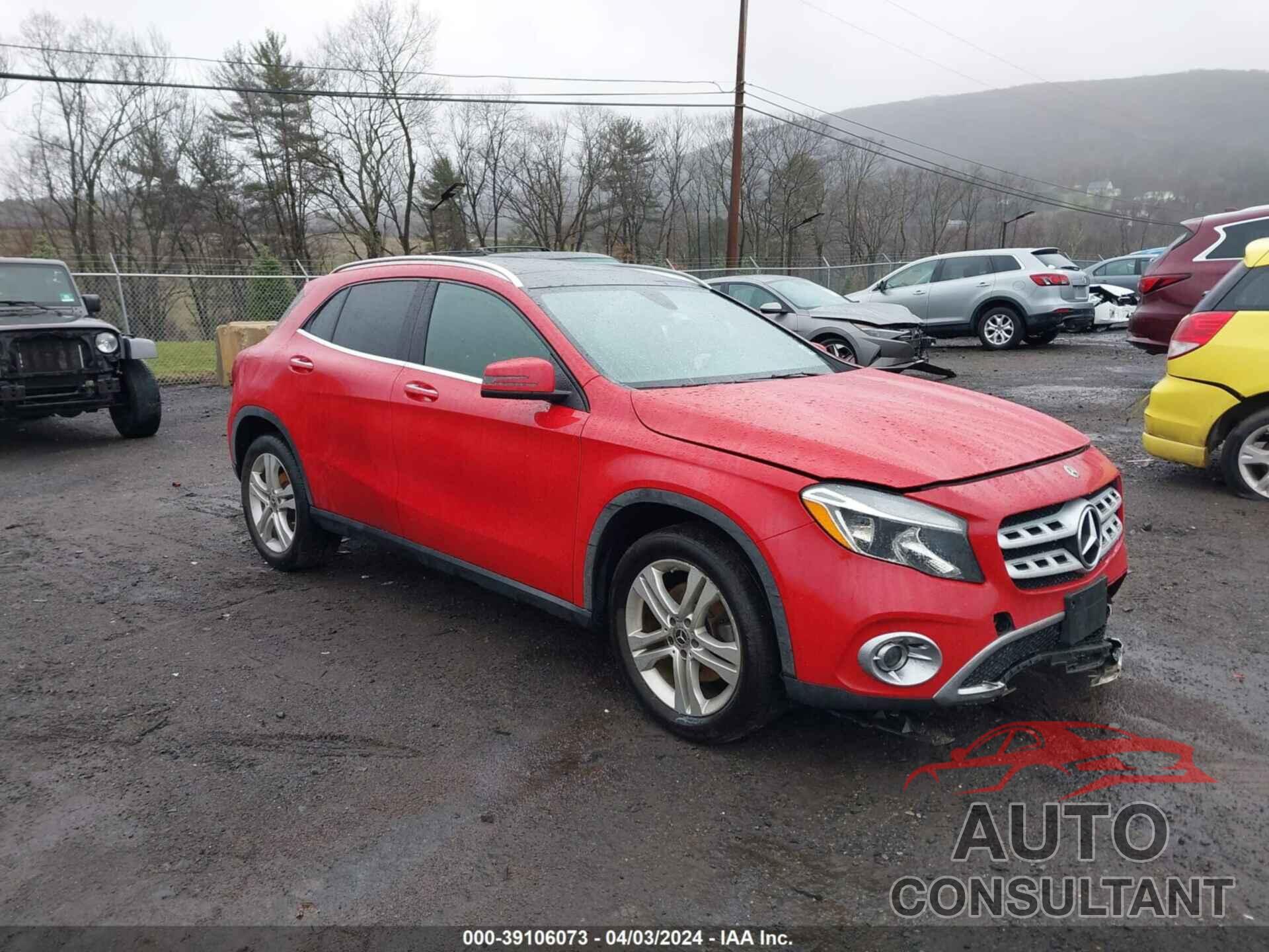 MERCEDES-BENZ GLA 250 2019 - WDCTG4GB1KJ584262